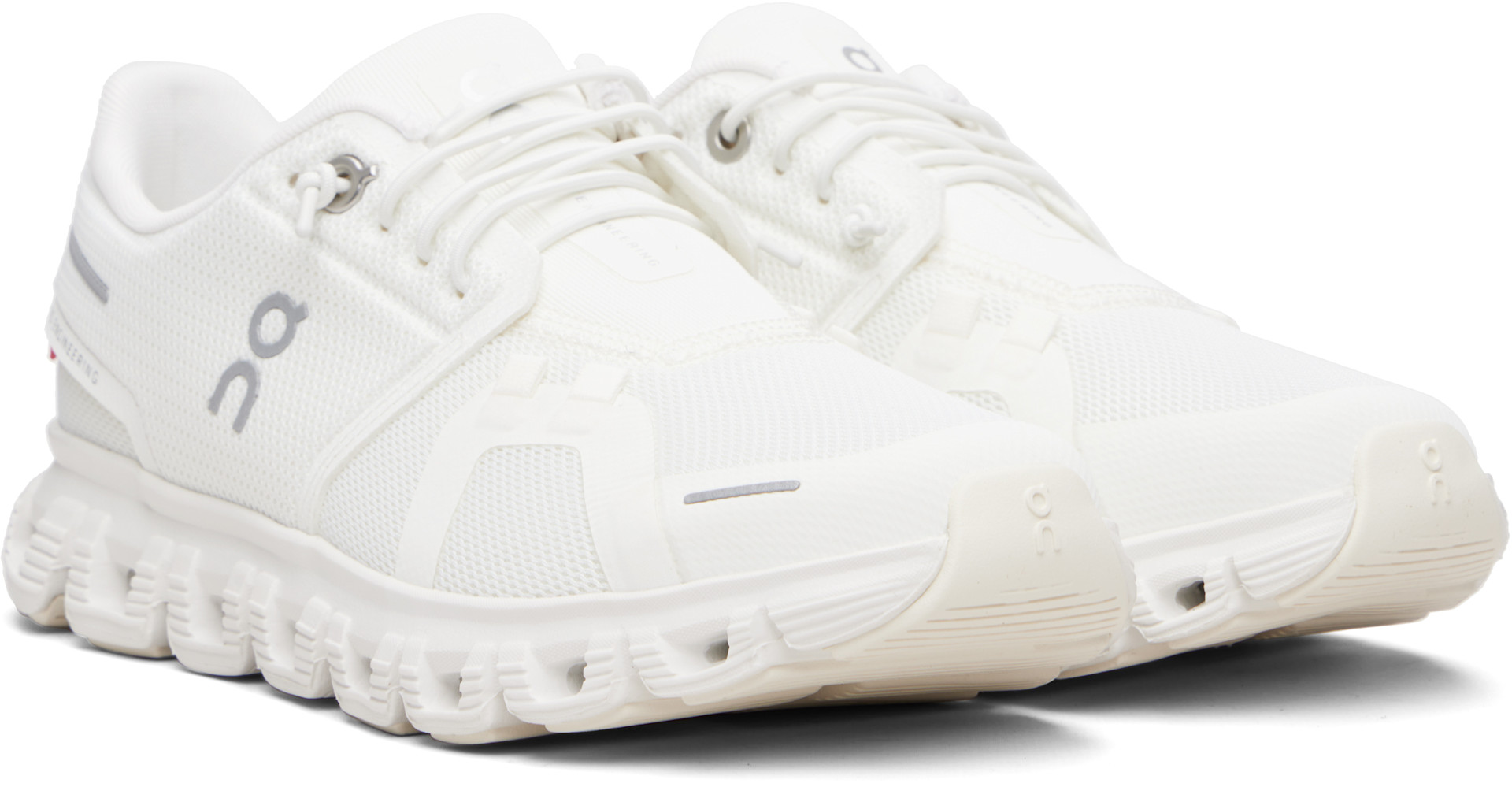 On - Baskets Cloud 6 blanc cassé