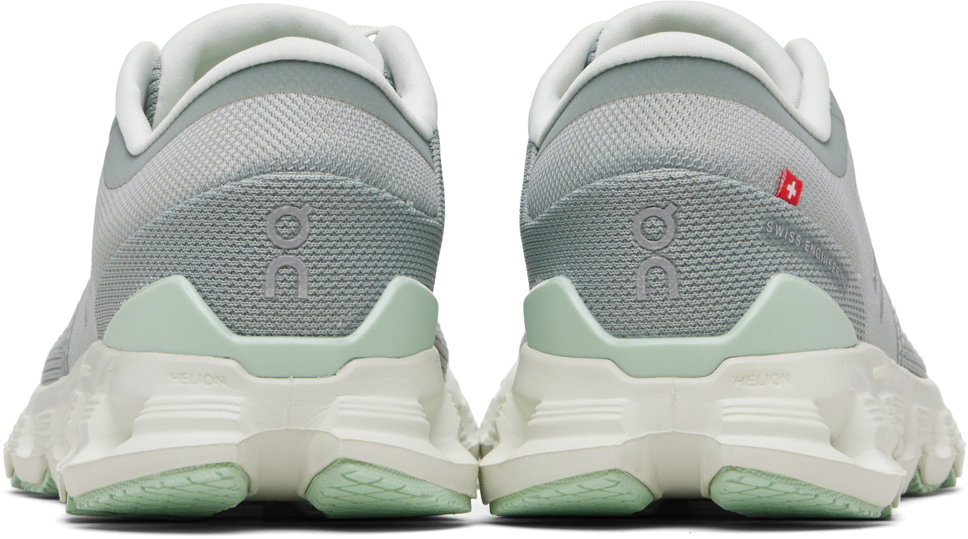On - Baskets Cloud X 4 gris et vert