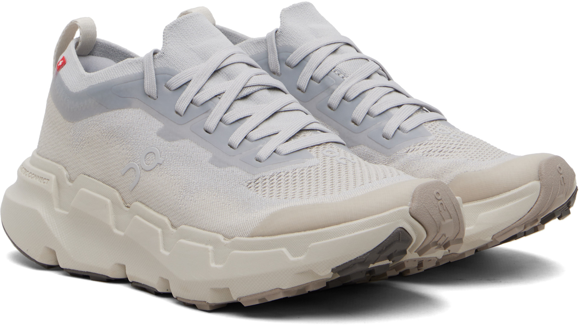 On - Baskets Cloudsoma blanches