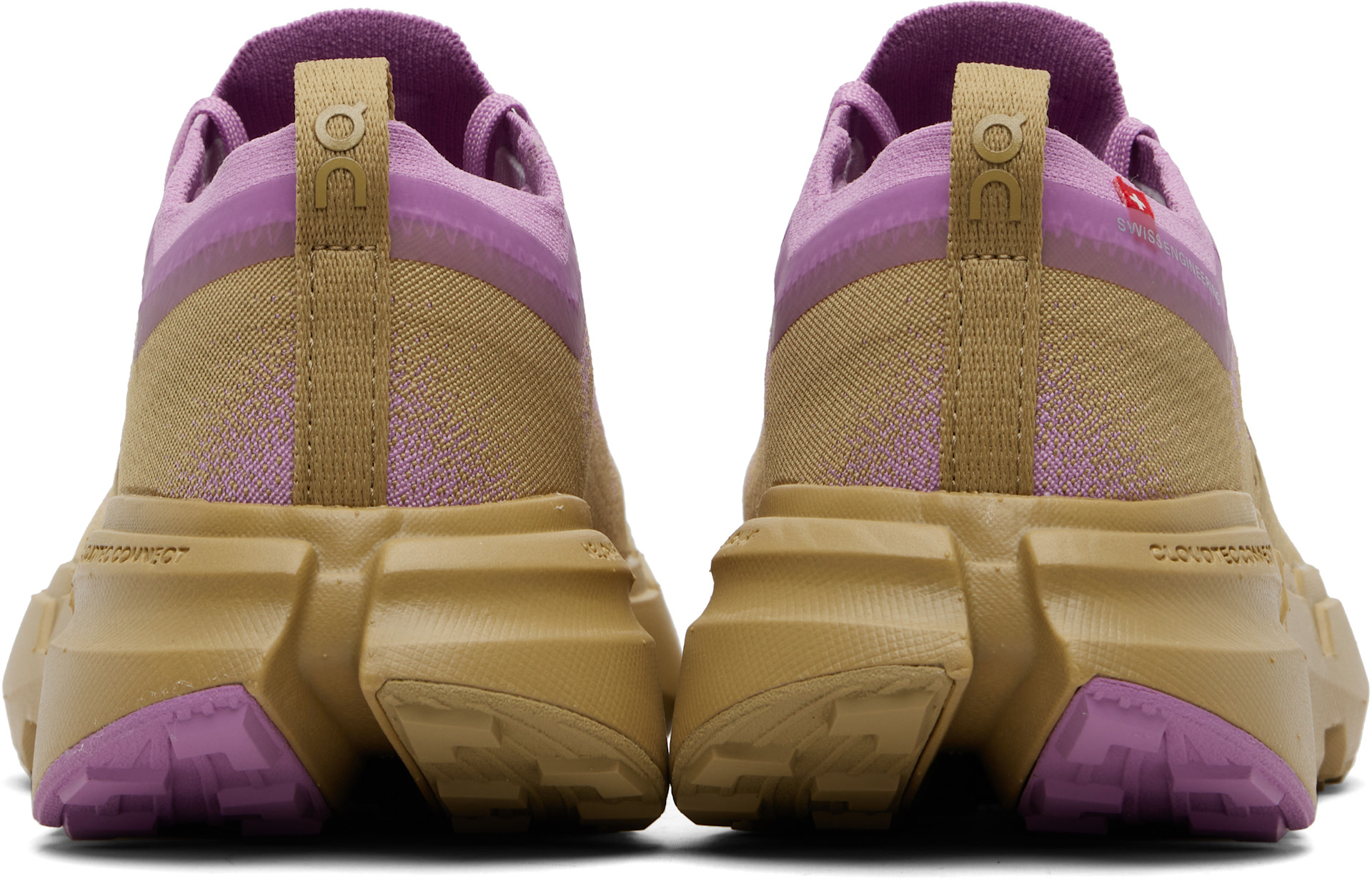 On - Baskets Cloudsoma rose et beige