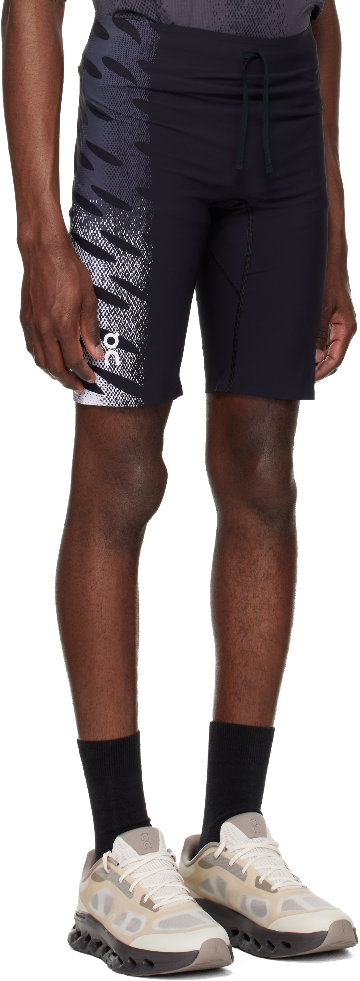 On - グレー Zero Half Tights ランニング ショートパンツ
