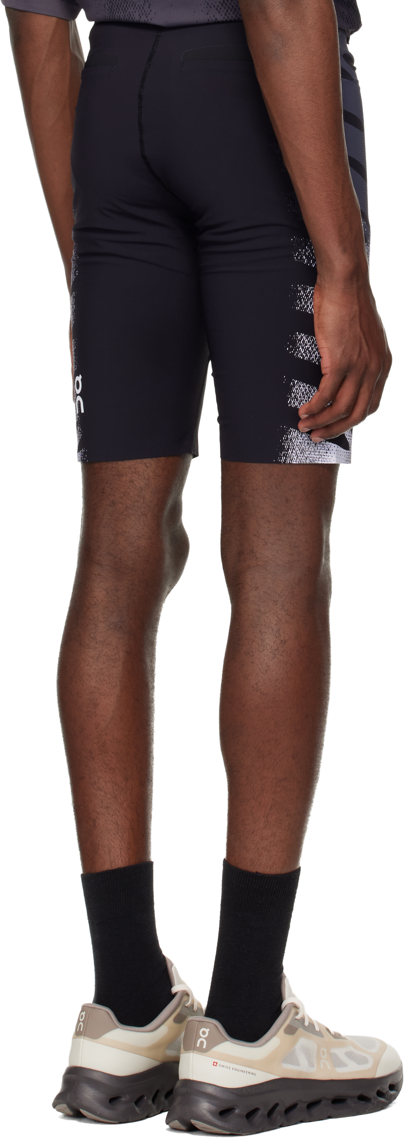 On: グレー Zero Half Tights ランニング ショートパンツ | SSENSE 日本