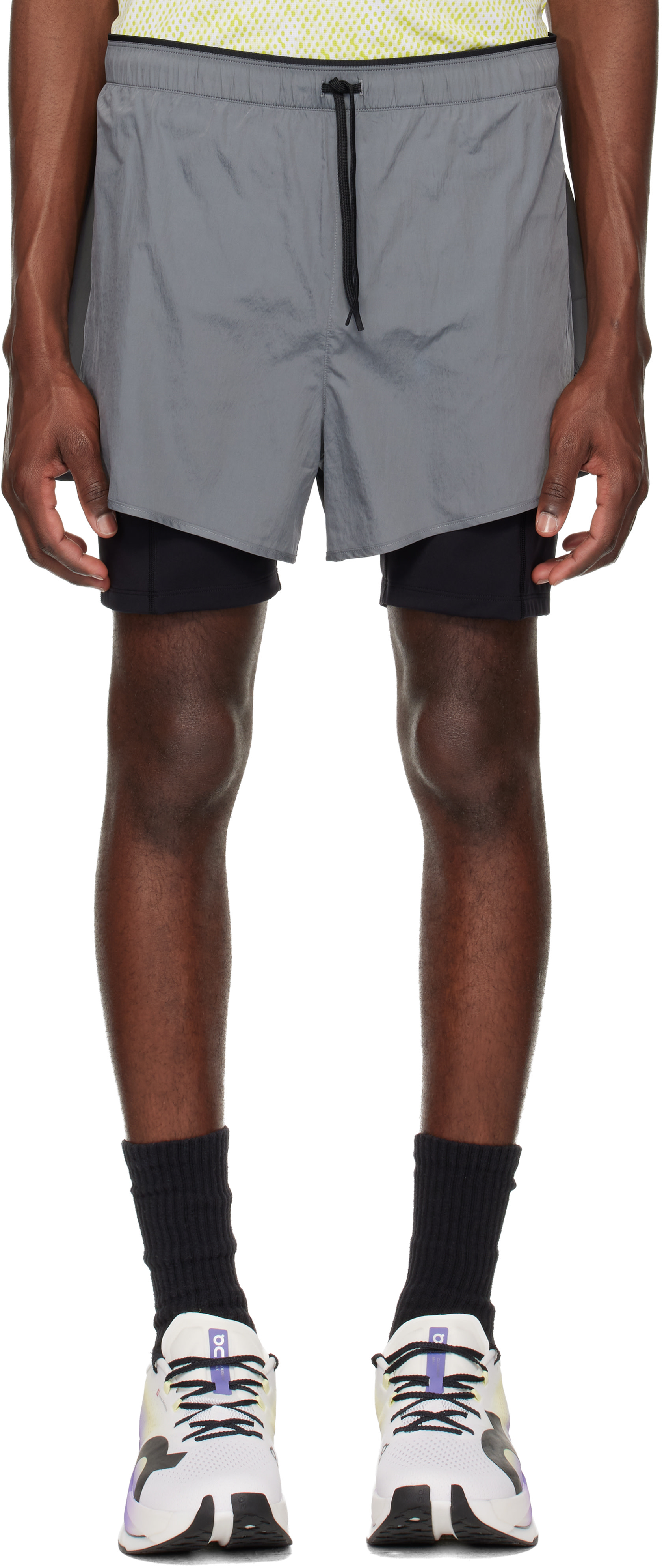 On - Short de course Performance Volt gris