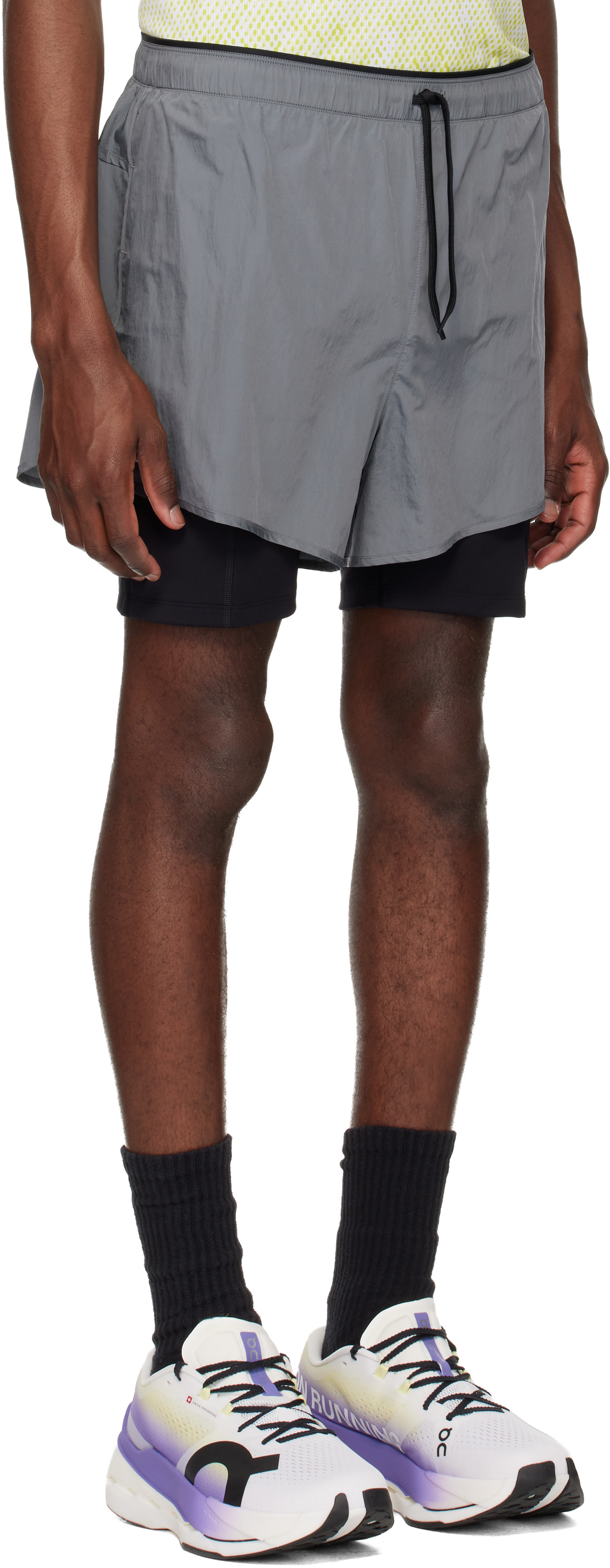 On - Short de course Performance Volt gris