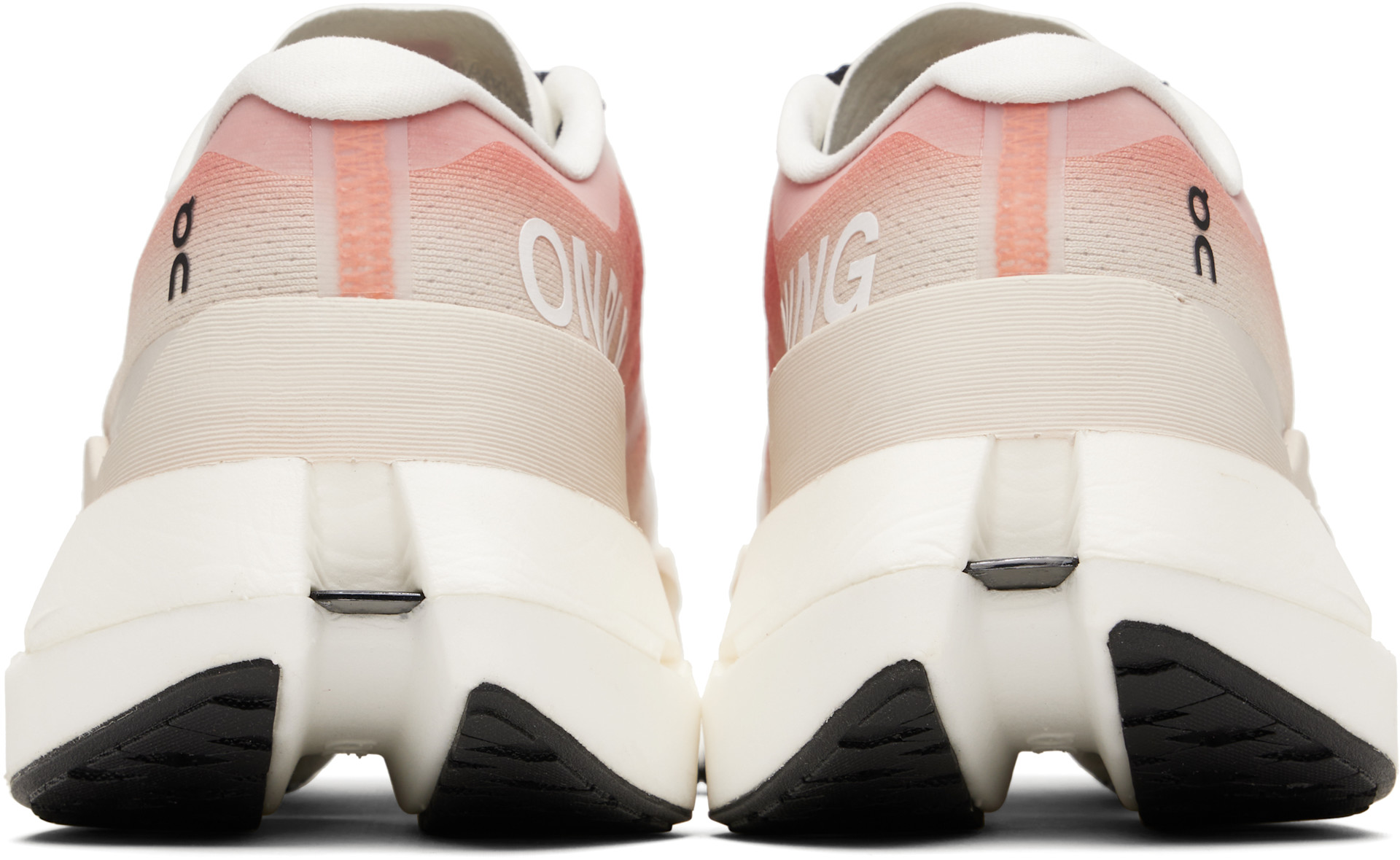 On - Baskets Cloudboom Max blanc cassé et beige