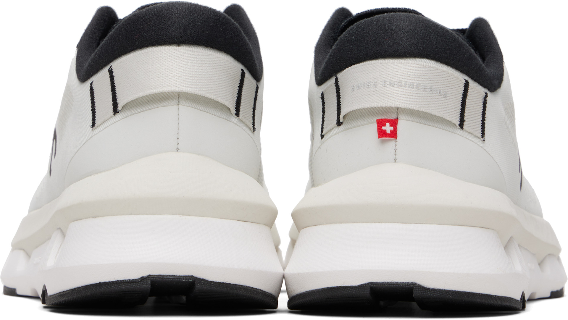 On - Baskets Cloudzone noir et blanc