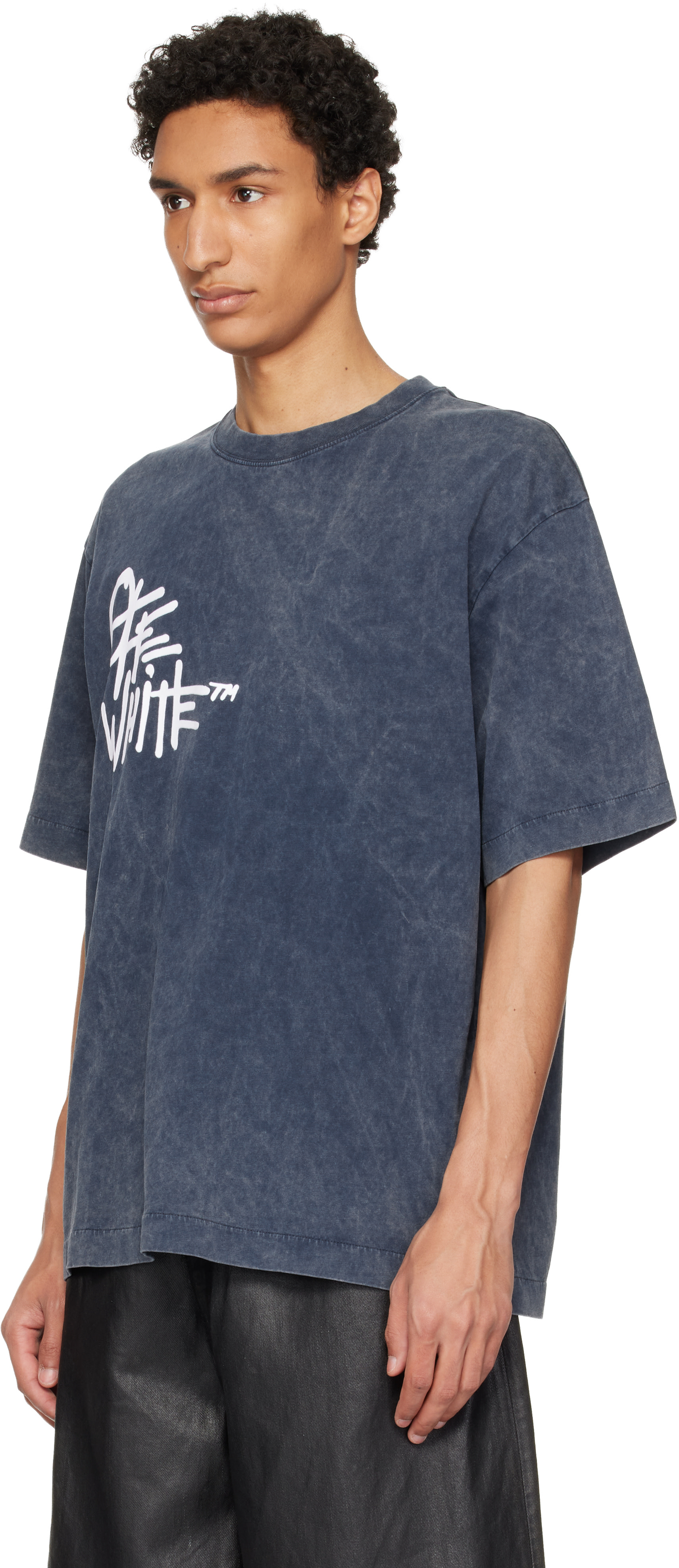 Off-White: ネイビー Spray Painting Skate Tシャツ | SSENSE 日本