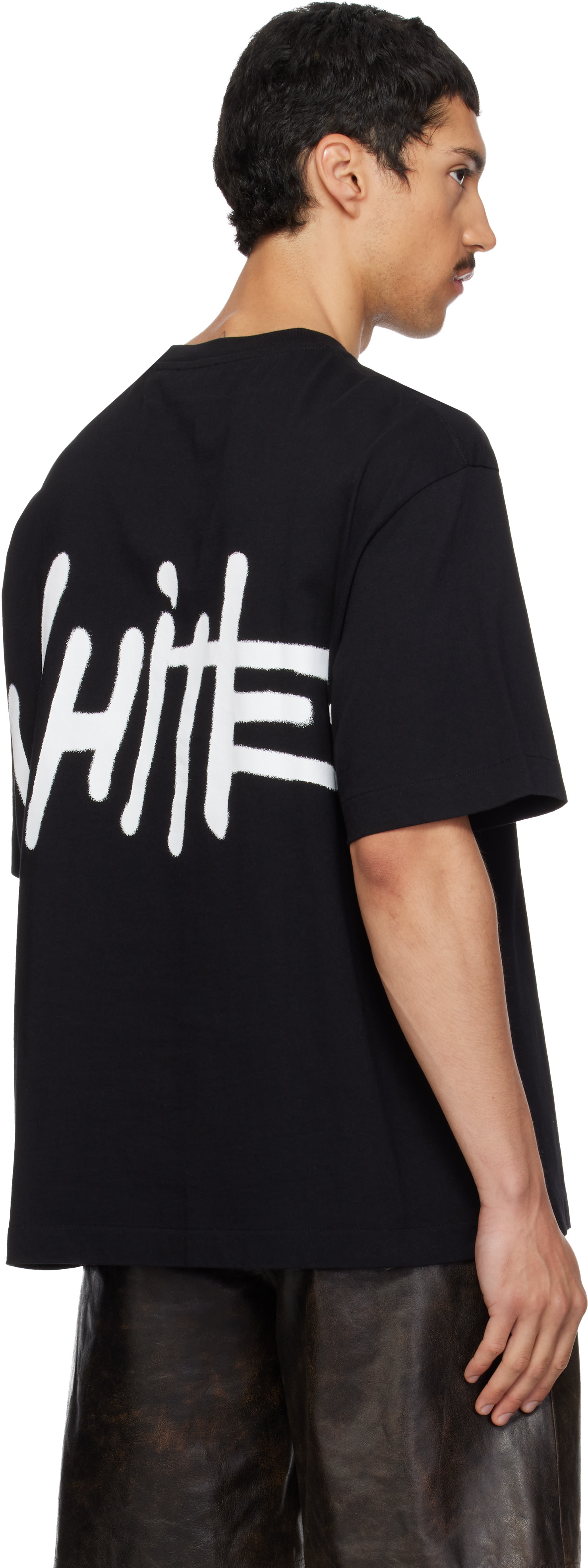 Off-White: ブラック Shared Spray Logo Skate Tシャツ | SSENSE 日本