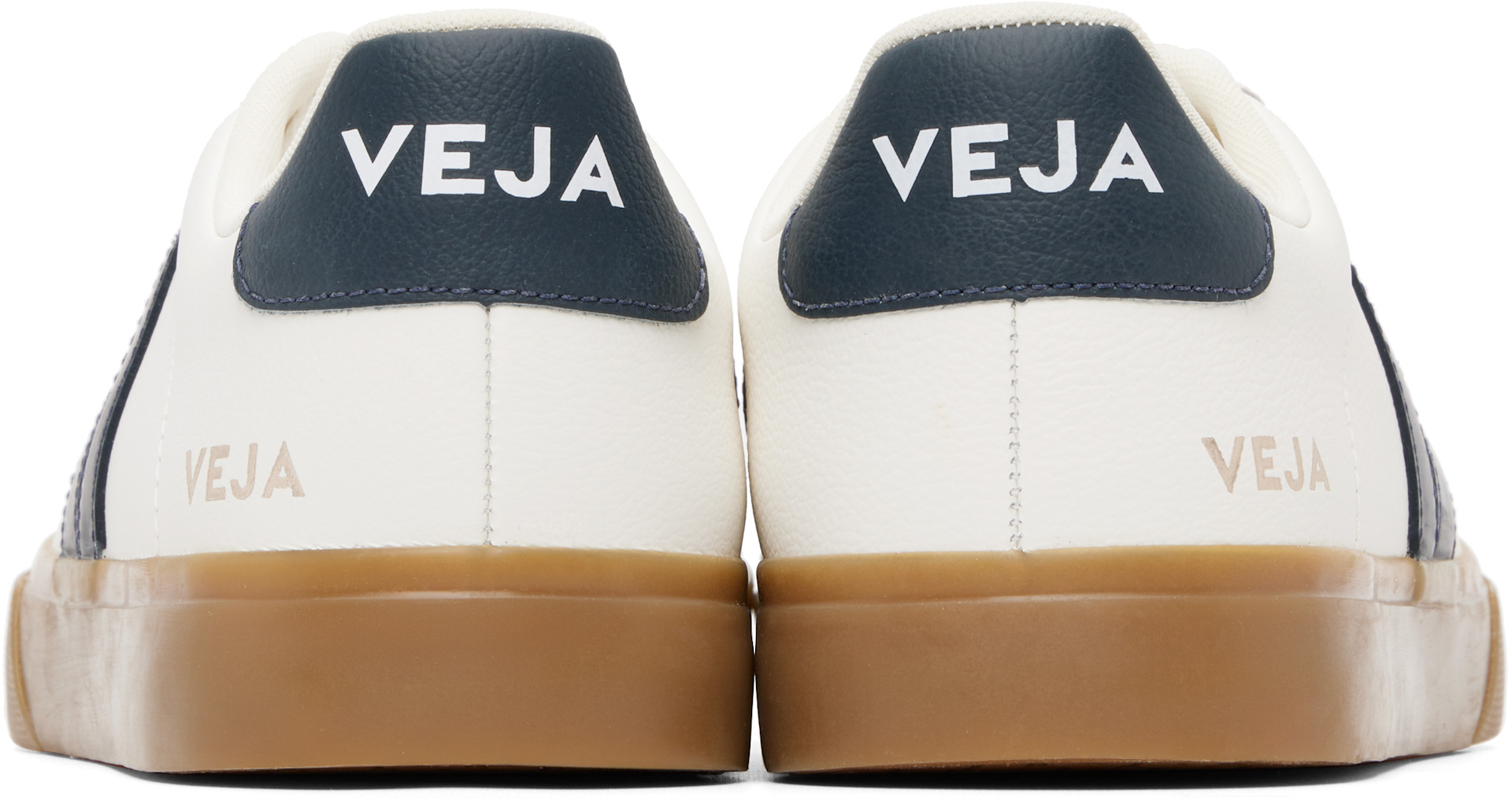 VEJA - 오프 화이트 캄포 가죽 스니커즈