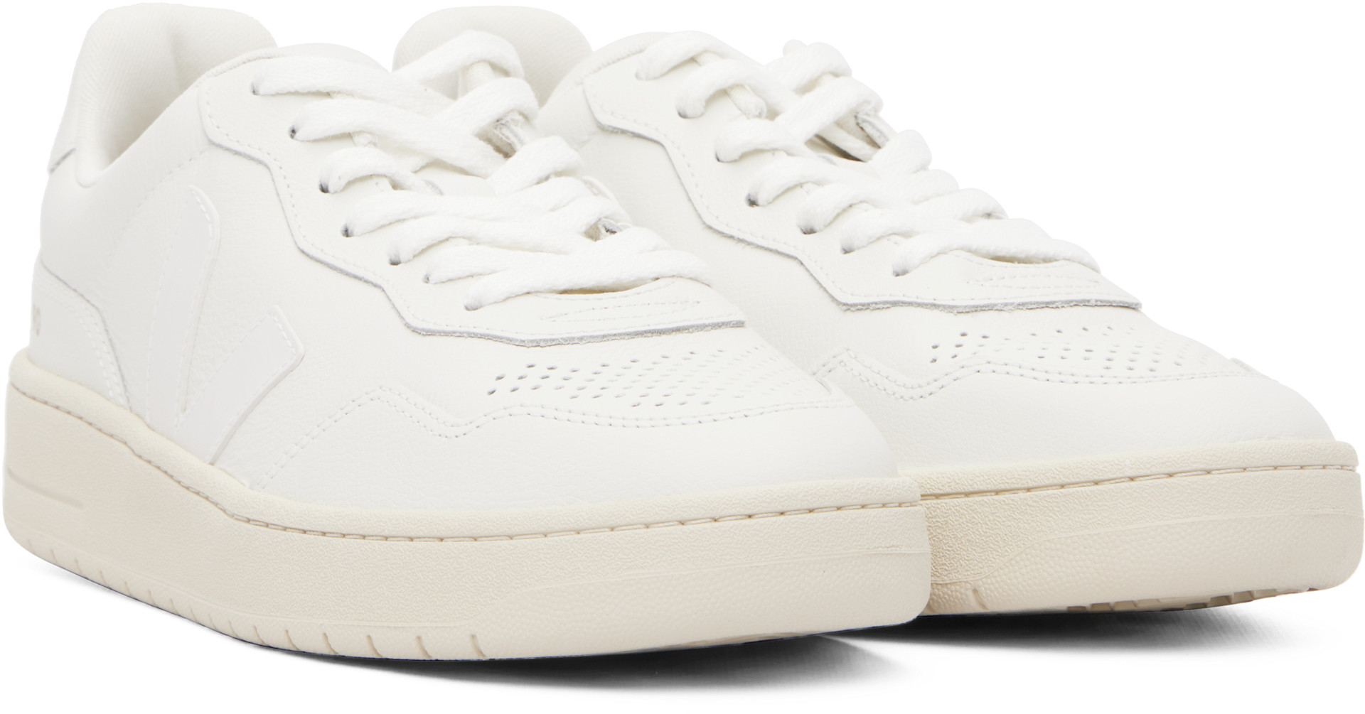 VEJA - White V-90 Leather Sneakers