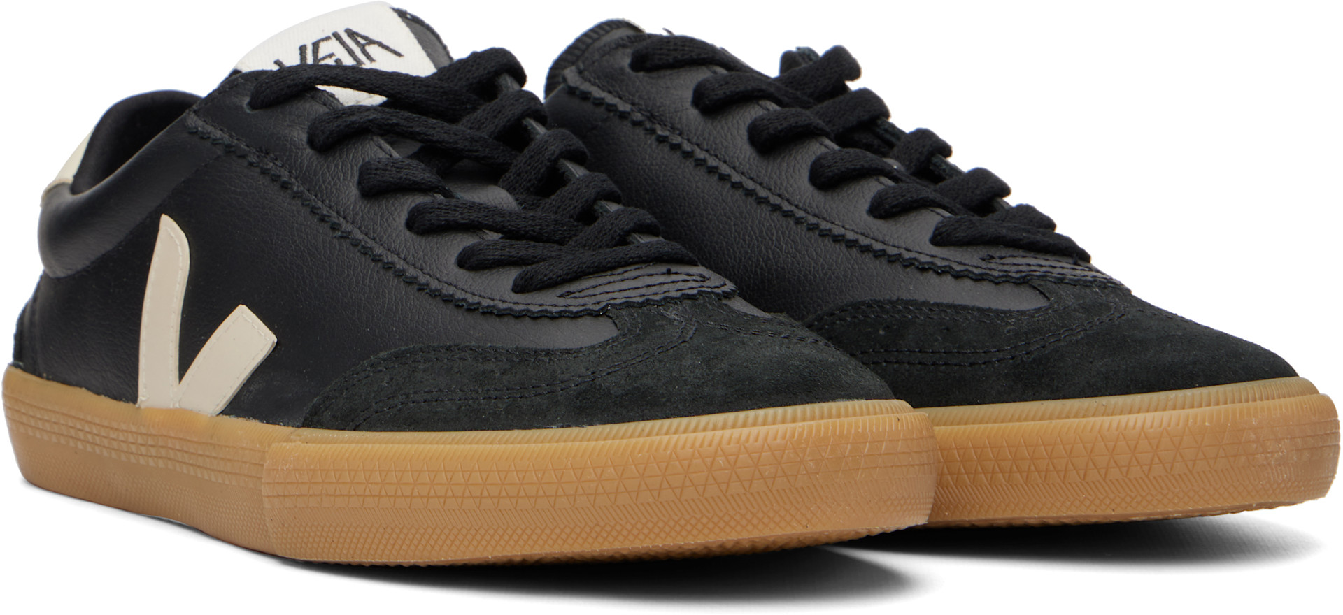 VEJA: ブラック Volley レザースニーカー | SSENSE 日本