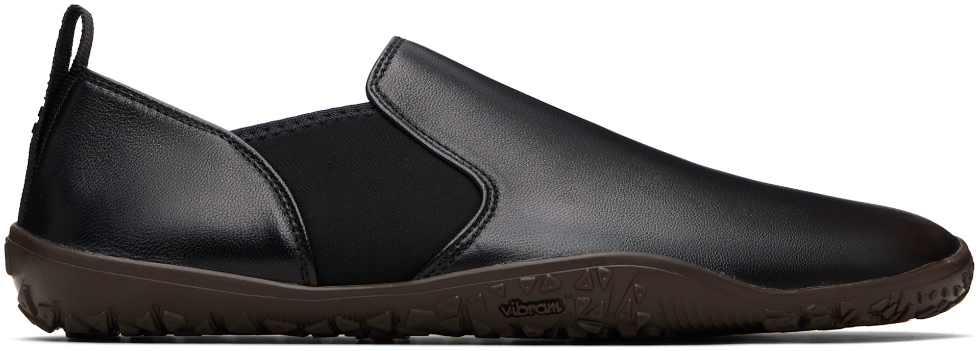 LEMAIRE: ブラック Vibram Glove Slip On レザースニーカー | SSENSE 日本
