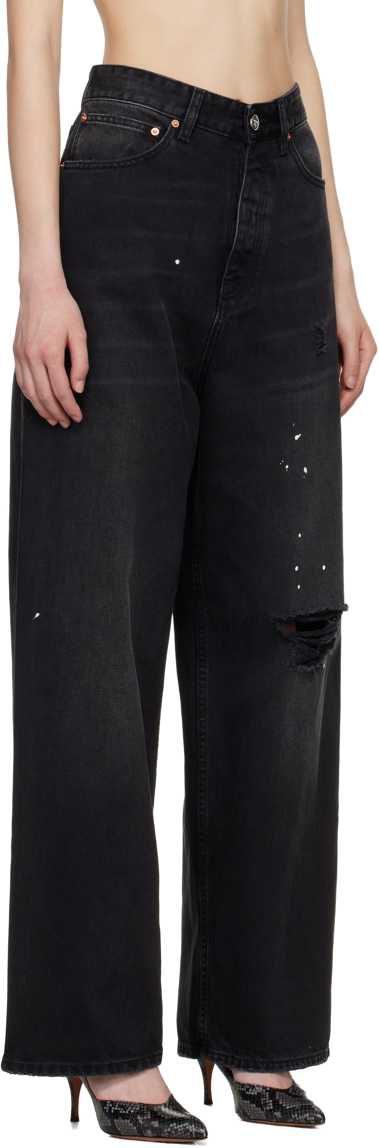 VETEMENTS - Jean noir à déchirures