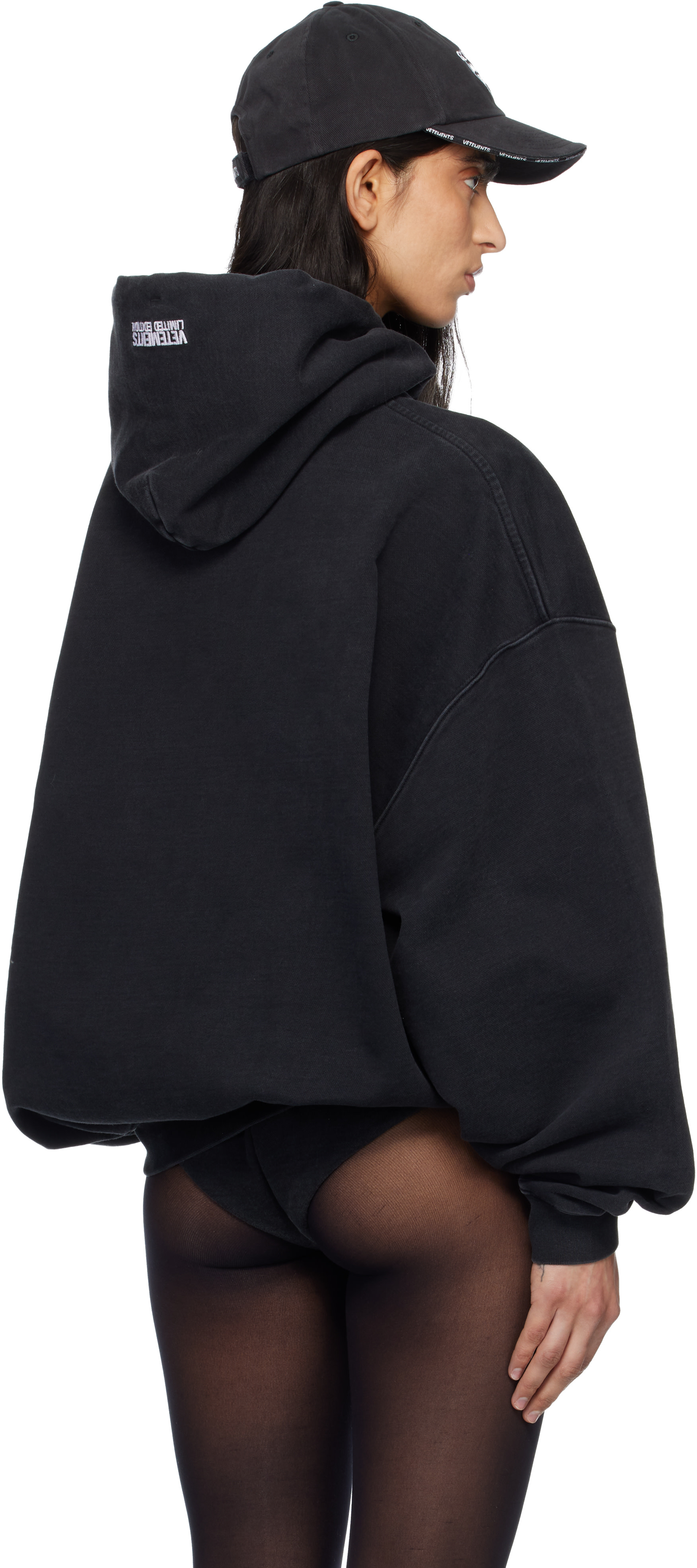 VETEMENTS - Pull à capuche noir à logos
