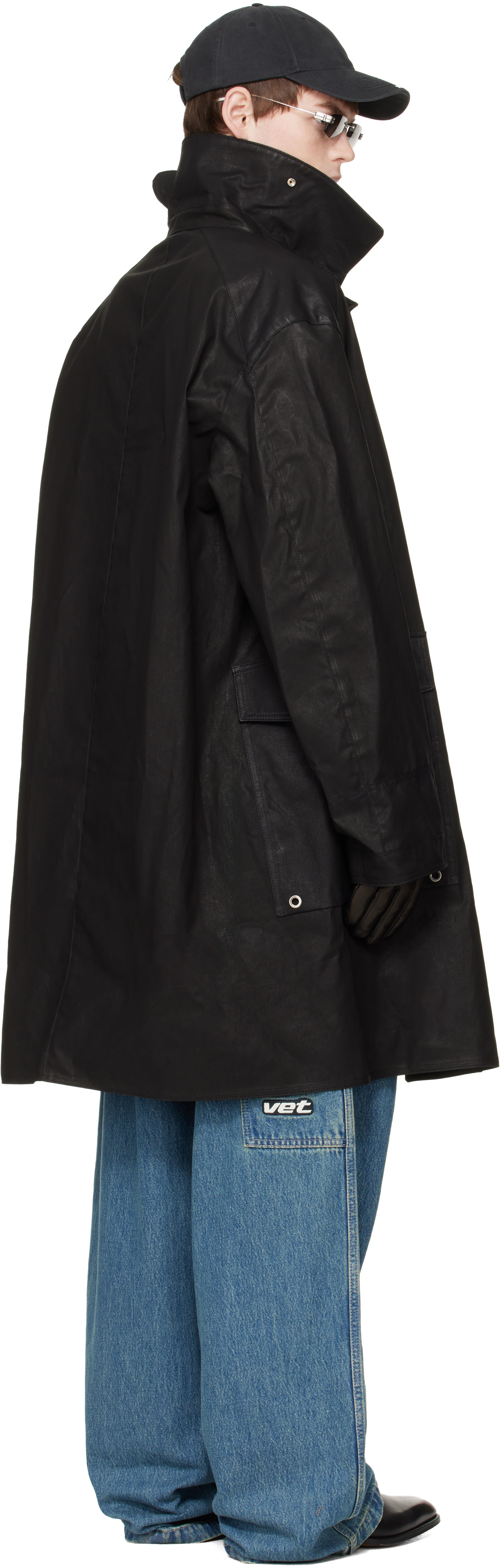 VETEMENTS - 블랙 파이어맨 후크 코트