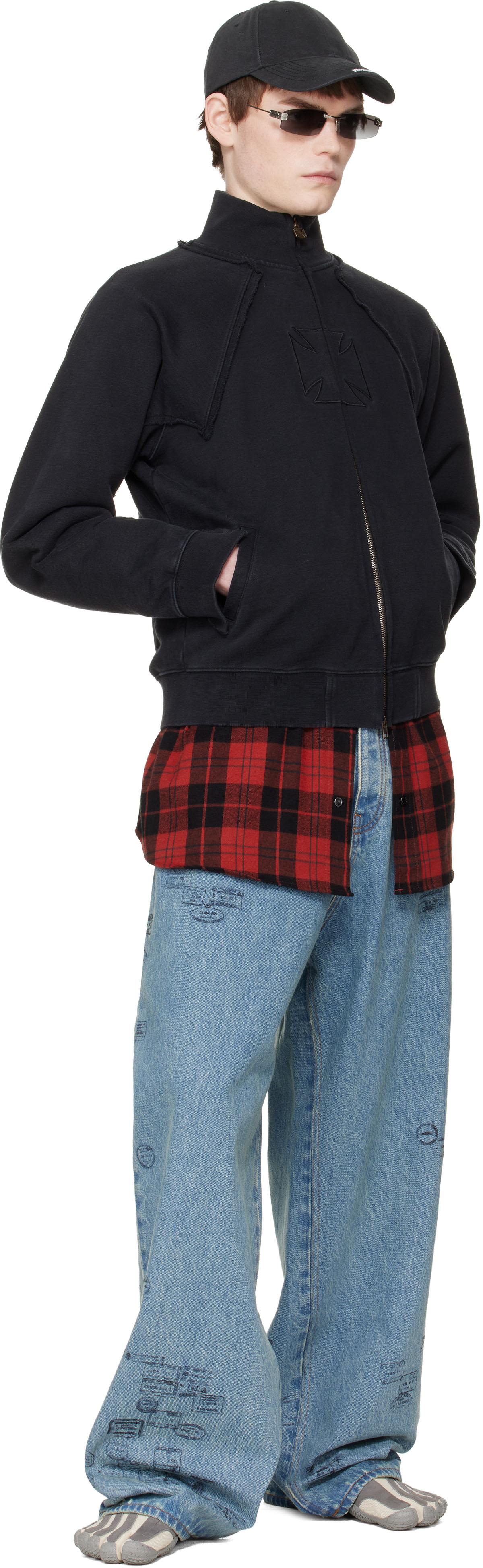 VETEMENTS - 블루 패스포트 스탬프 데님 진