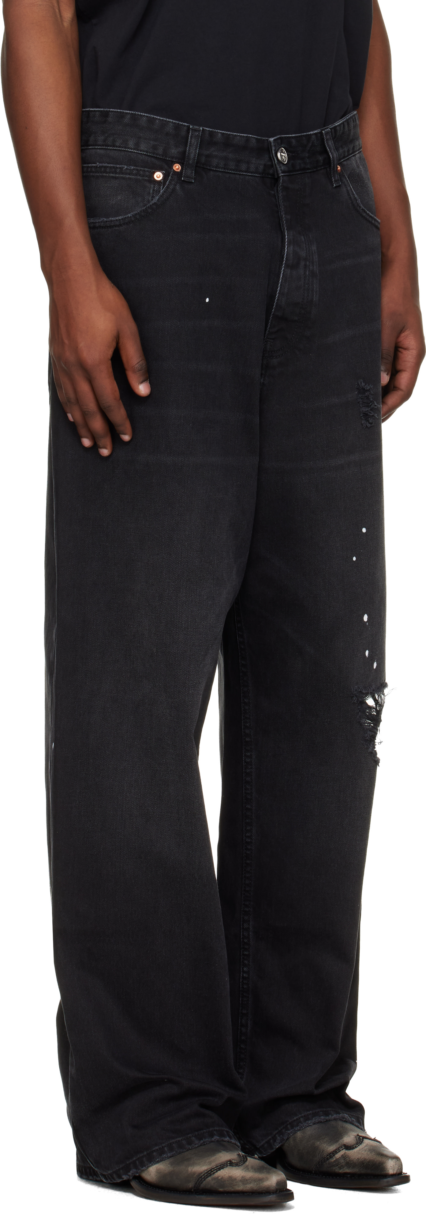 VETEMENTS - Jean noir à déchirures