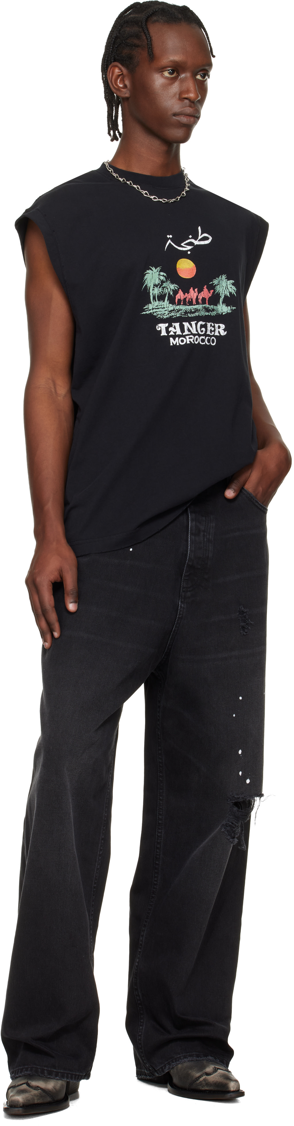 VETEMENTS - Jean noir à déchirures