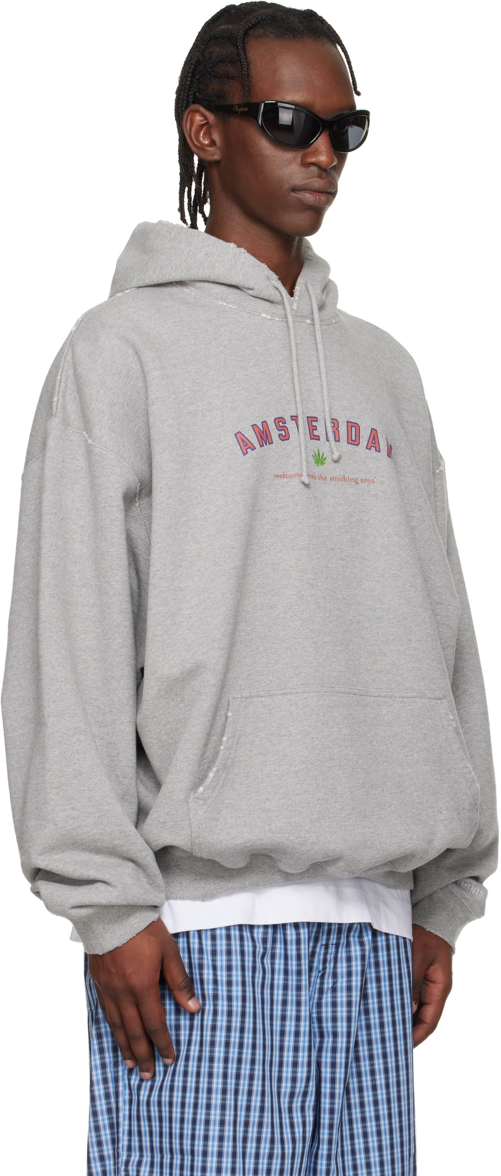 VETEMENTS - Pull à capuche 'Amsterdam' Tourist gris