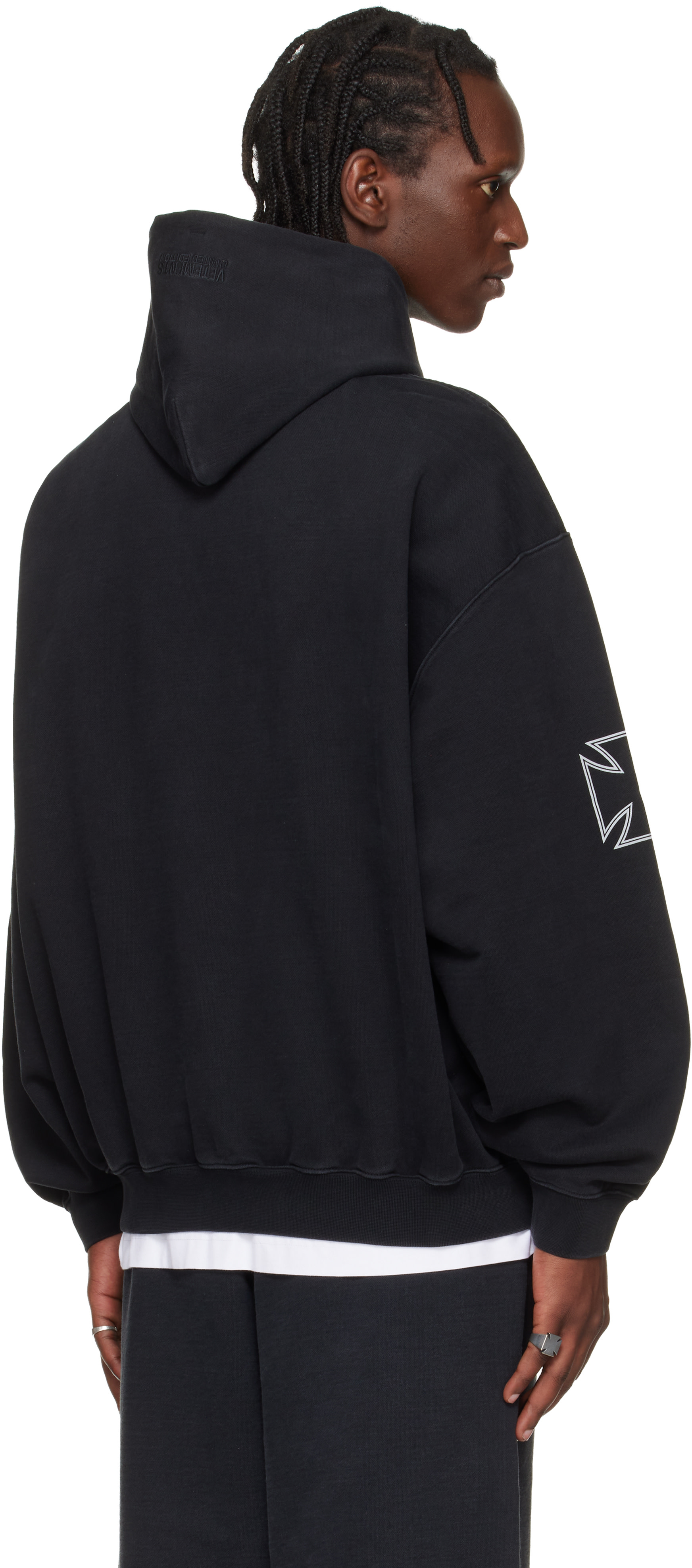 VETEMENTS - Pull à capuche noir à croix