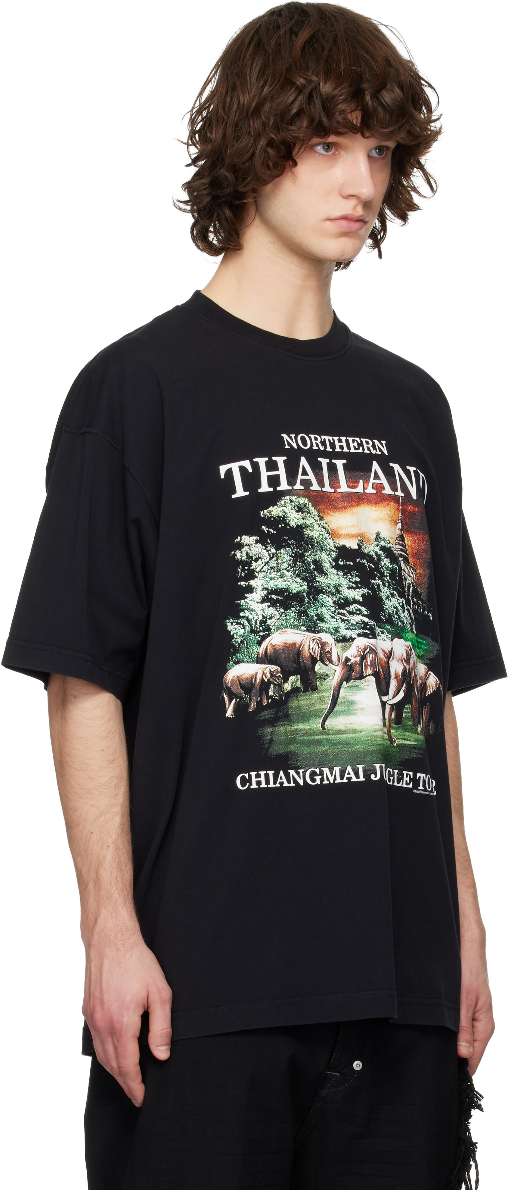 VETEMENTS: ブラック 'Thailand' Tourist Tシャツ | SSENSE 日本