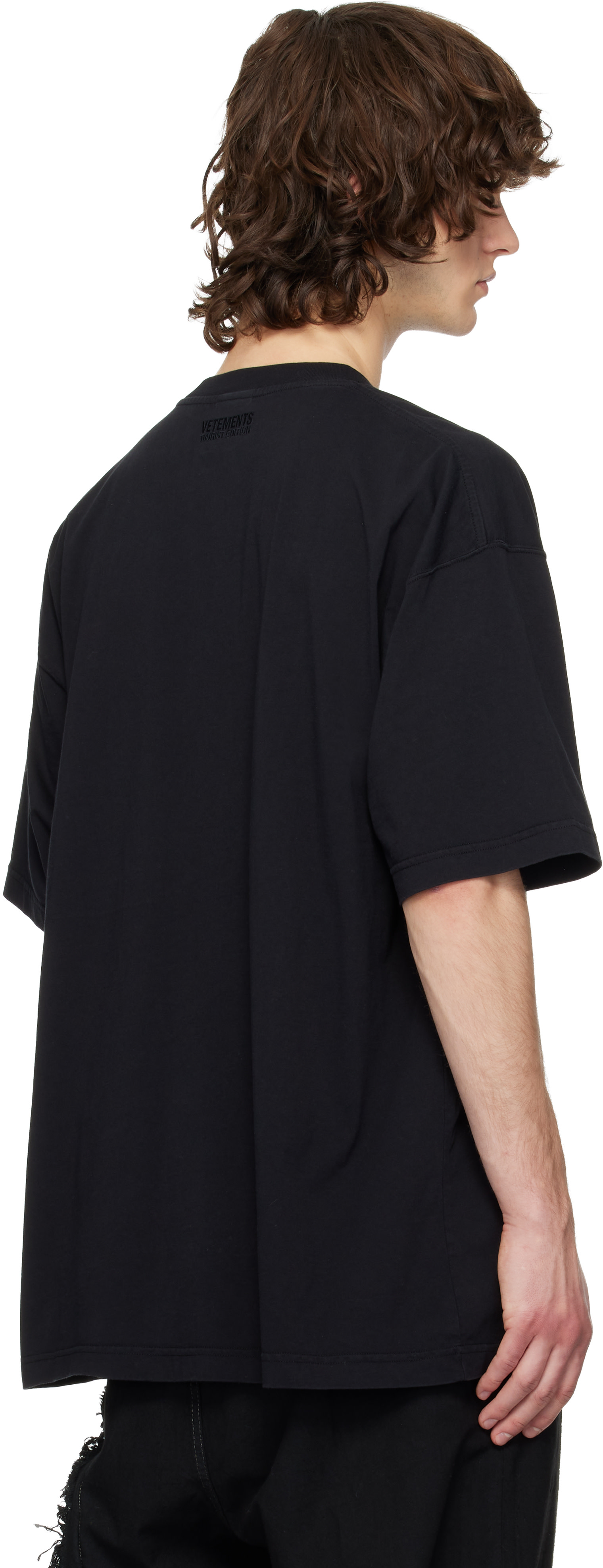 VETEMENTS: ブラック 'Thailand' Tourist Tシャツ | SSENSE 日本