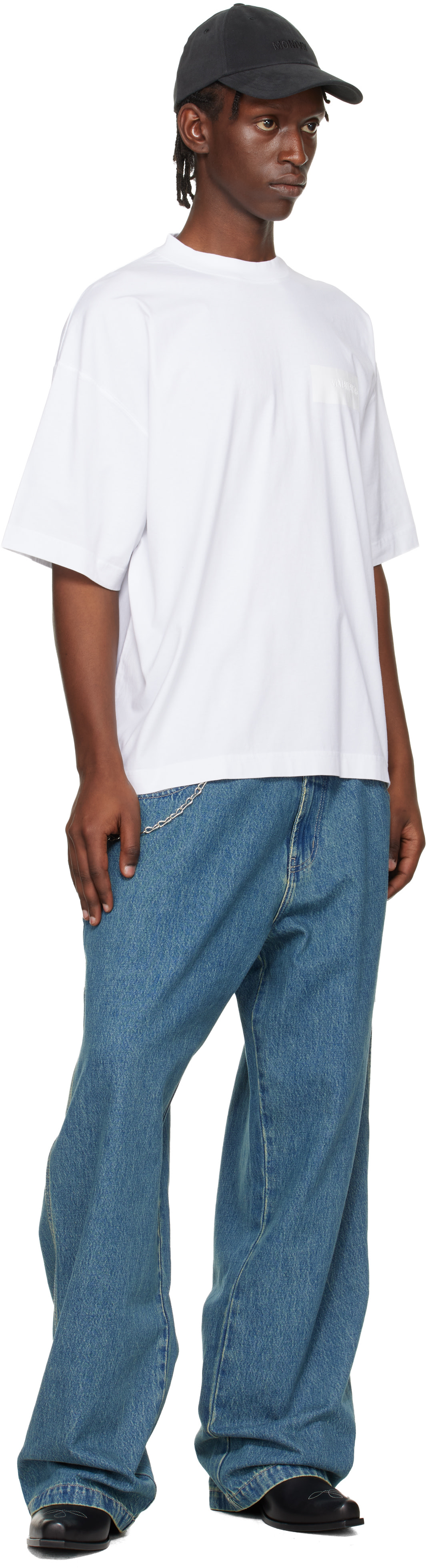 VETEMENTS: White Taped Logo T-shirt | SSENSE VETEMENTS: White Taped Logo T-shirt | SSENSE