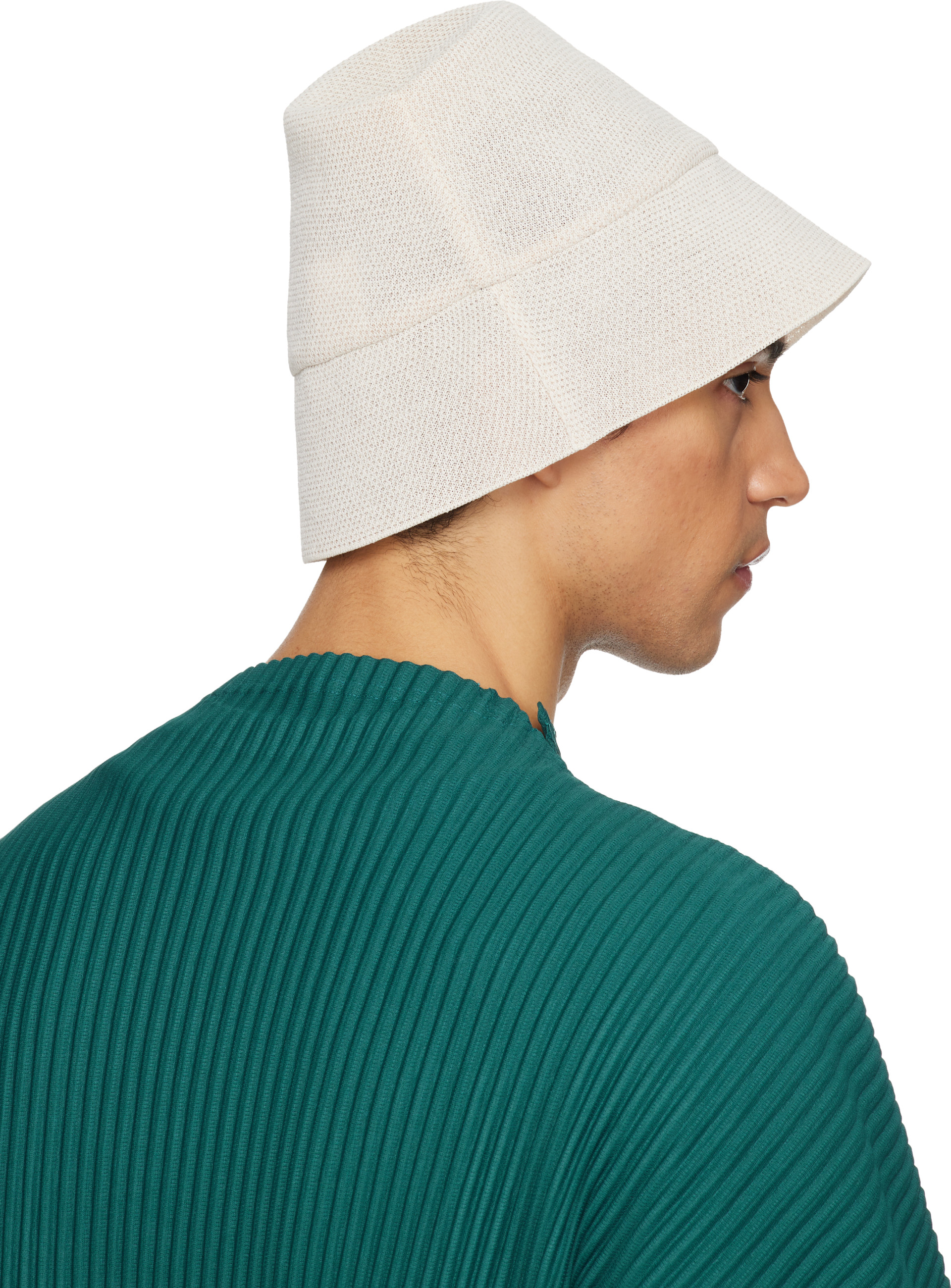 HOMME PLISSÉ ISSEY MIYAKE: Beige Washi Bucket Hat | SSENSE China
