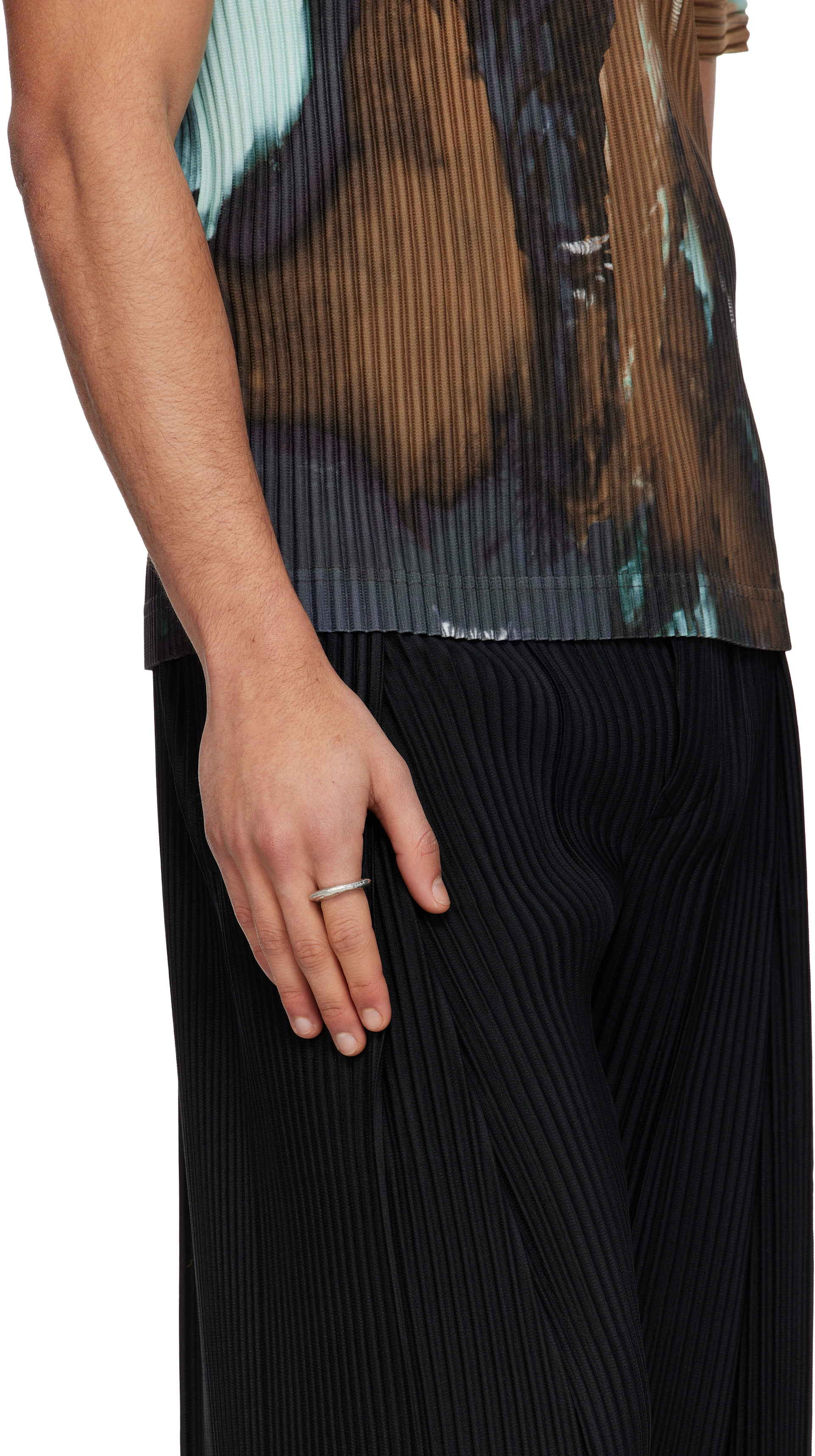 T*r様 HOMME PLISSÉ オムプリッセDouble Cavern Ri HOMME PLISSÉ ISSEY MIYAKE: Cavern Ring | SSENSE