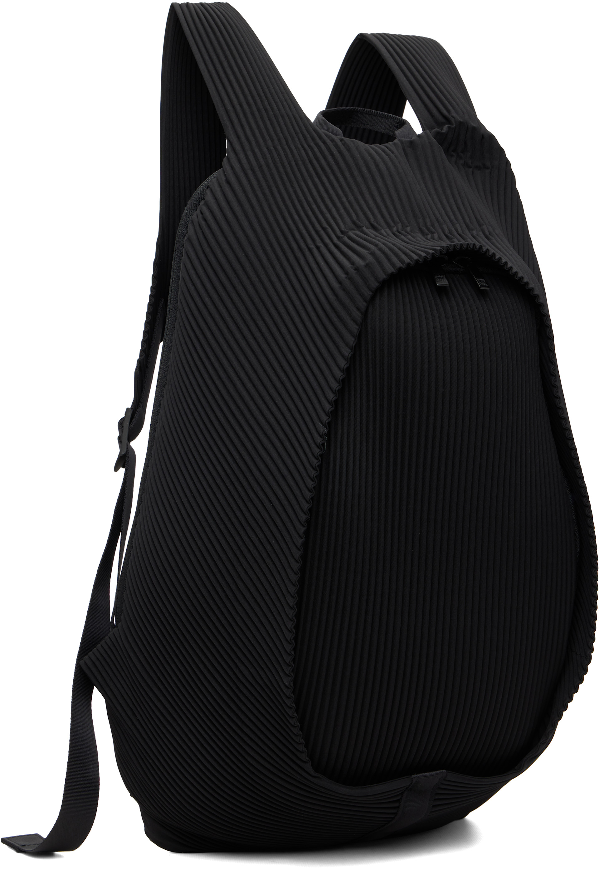 HOMME PLISSÉ ISSEY MIYAKE: Black Pleats Backpack | SSENSE