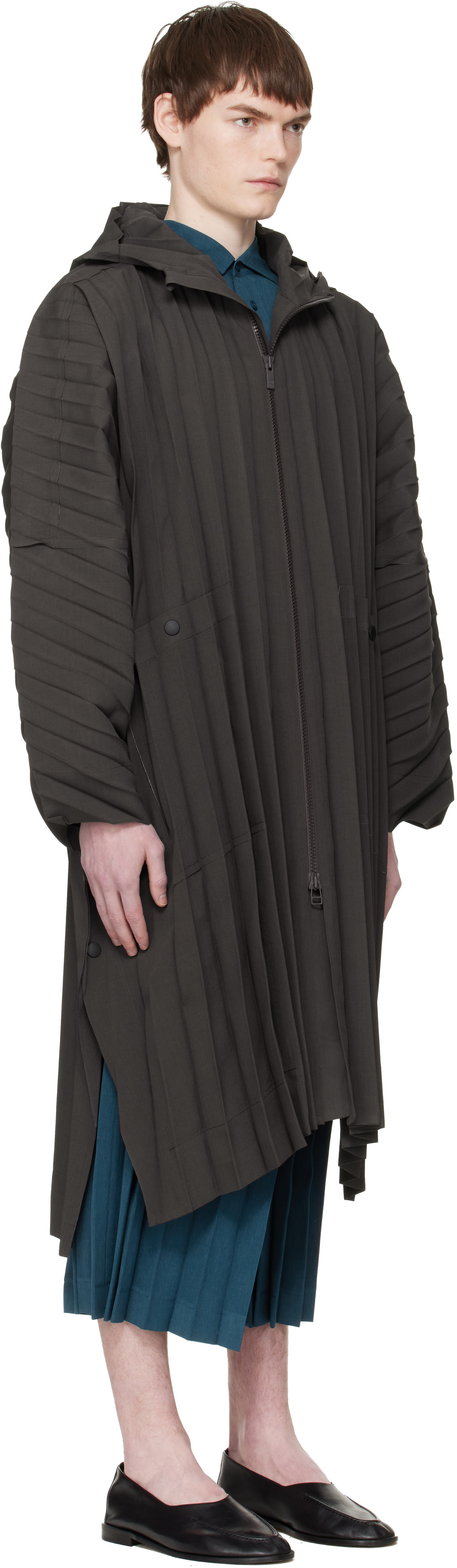HOMME PLISSÉ ISSEY MIYAKE: Brown Edge Light February Coat | SSENSE