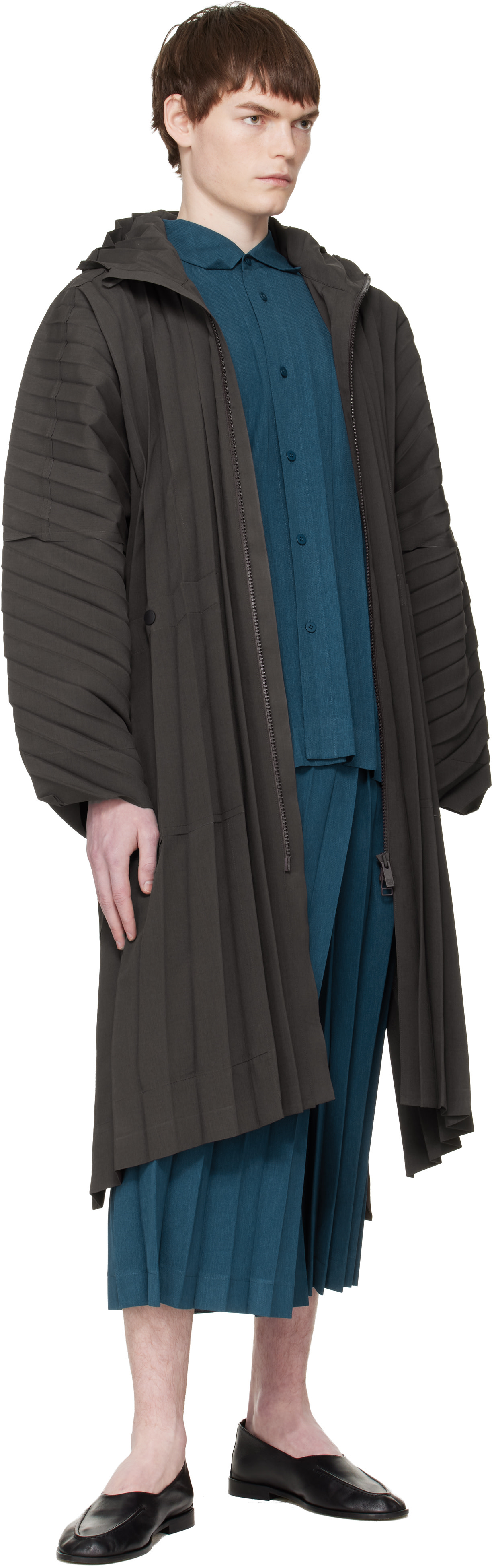 HOMME PLISSÉ ISSEY MIYAKE: Brown Edge Light February Coat | SSENSE