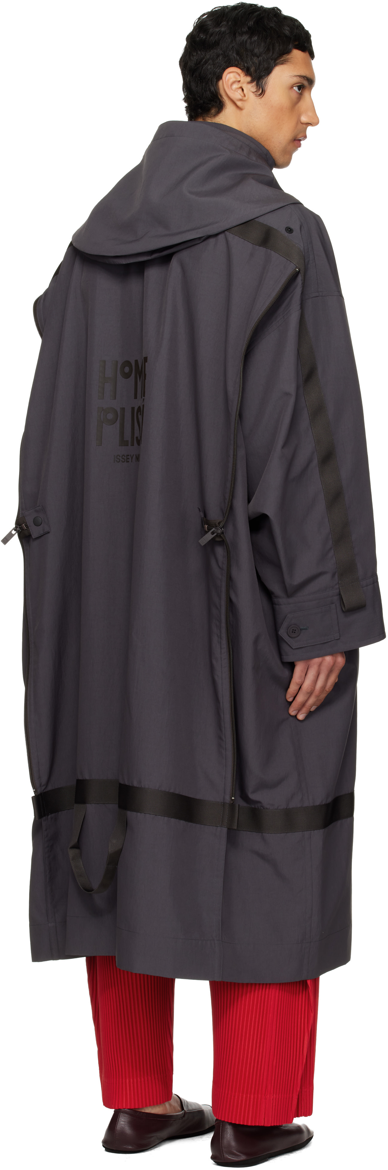 HOMME PLISSÉ ISSEY MIYAKE: Gray Carrier Carried Coat | SSENSE