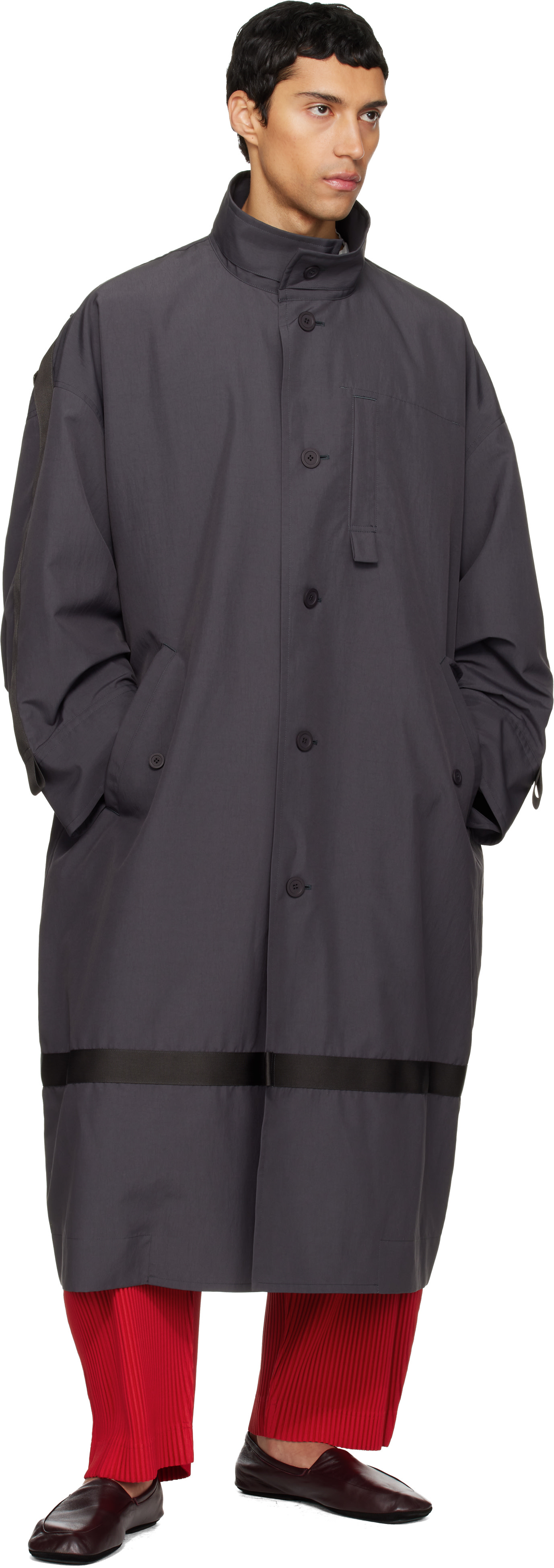 HOMME PLISSÉ ISSEY MIYAKE: Gray Carrier Carried Coat | SSENSE
