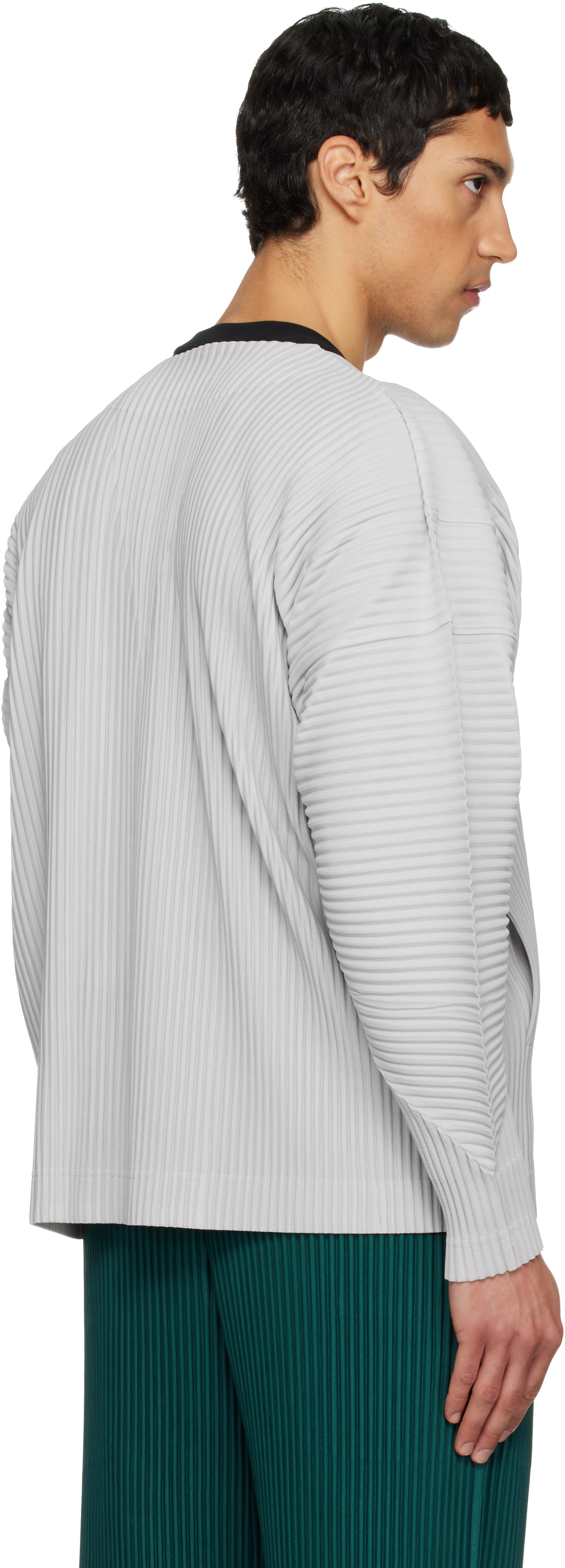 HOMME PLISSÉ ISSEY MIYAKE: Gray Color Pleats 1 Cardigan | SSENSE
