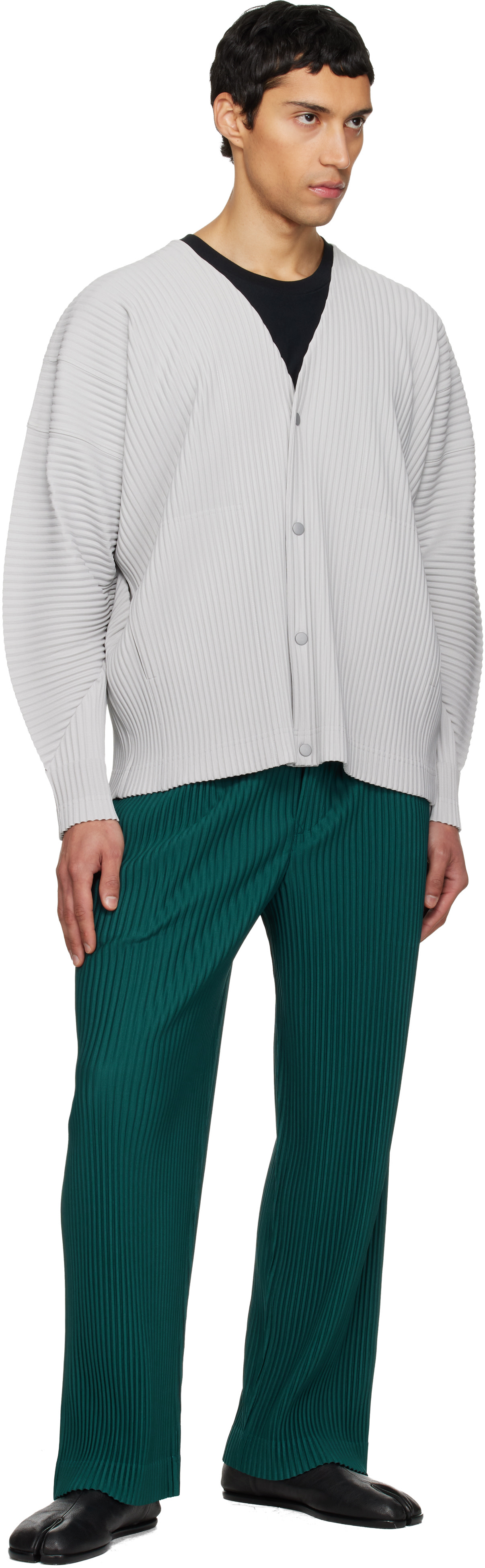 HOMME PLISSÉ ISSEY MIYAKE: Gray Color Pleats 1 Cardigan | SSENSE