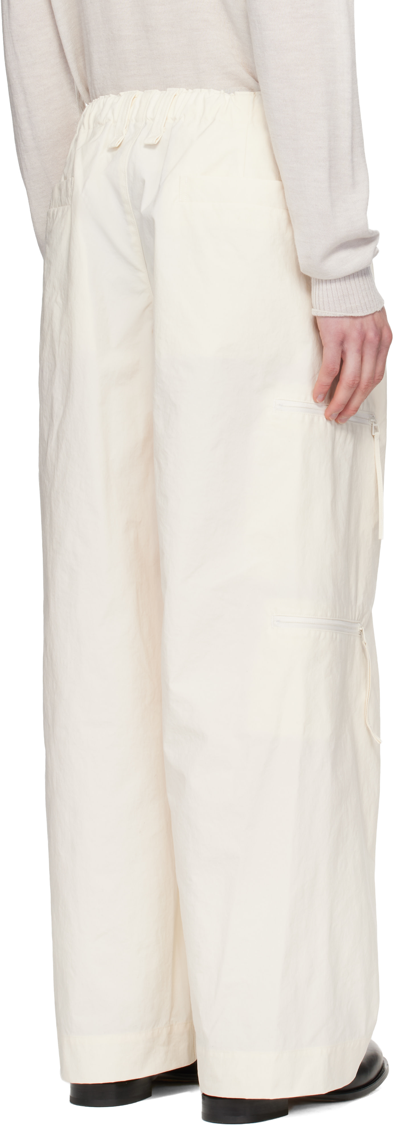 ジ*ロ様 ISSEY MIYAKEのプリーツパンツ ホワイト HOMME PLISSÉ ISSEY MIYAKE: Off-White Quarry Trousers | SSENSE