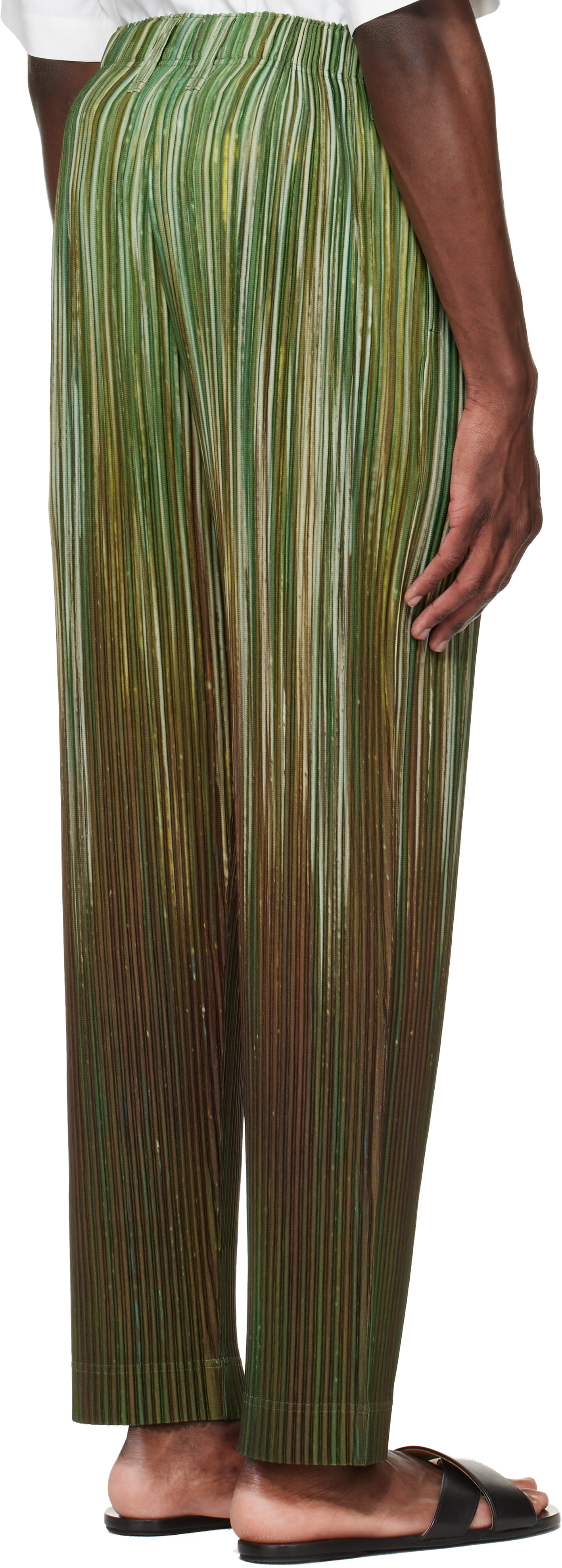 HOMME PLISSÉ ISSEY MIYAKE: Green Paint Brush Close-Up Trousers