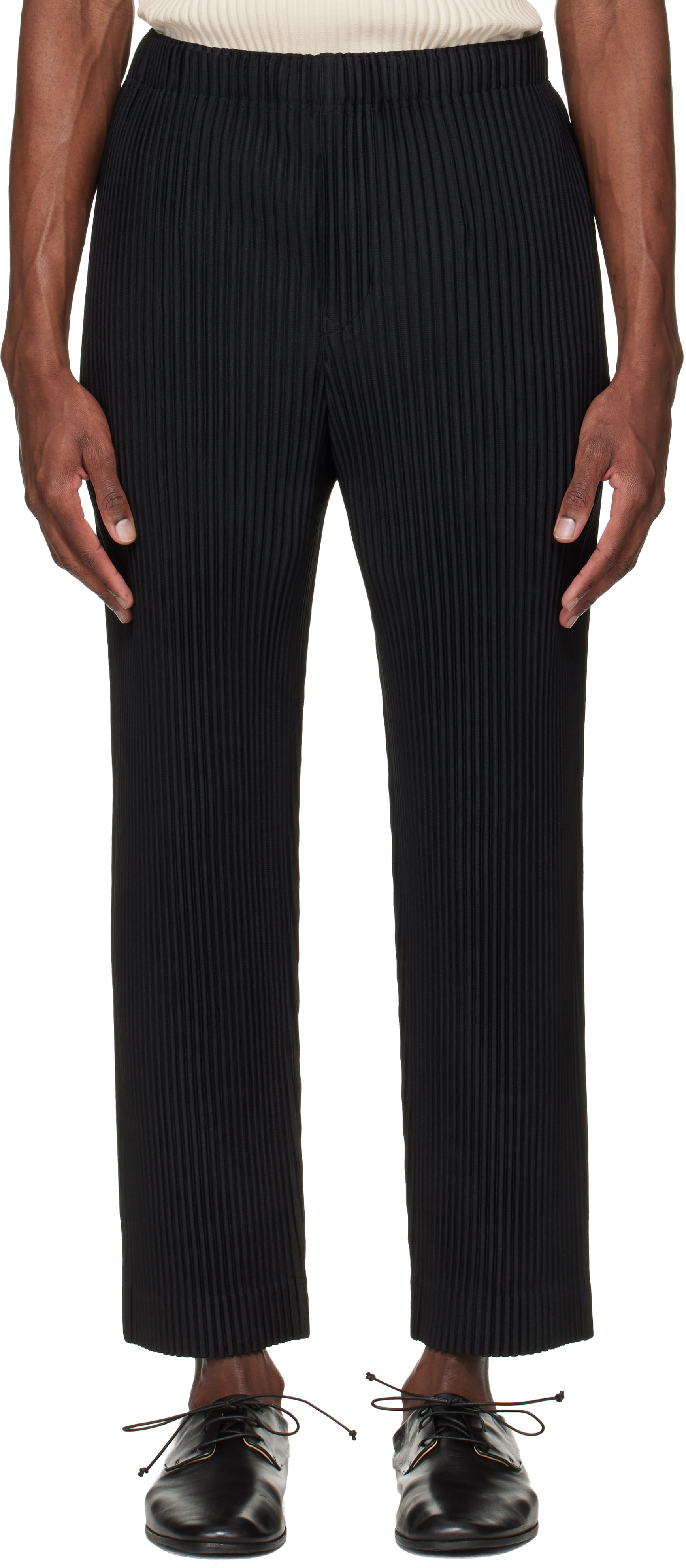 HOMME PLISSÉ ISSEY MIYAKE: Black Monthly Colors March Trousers