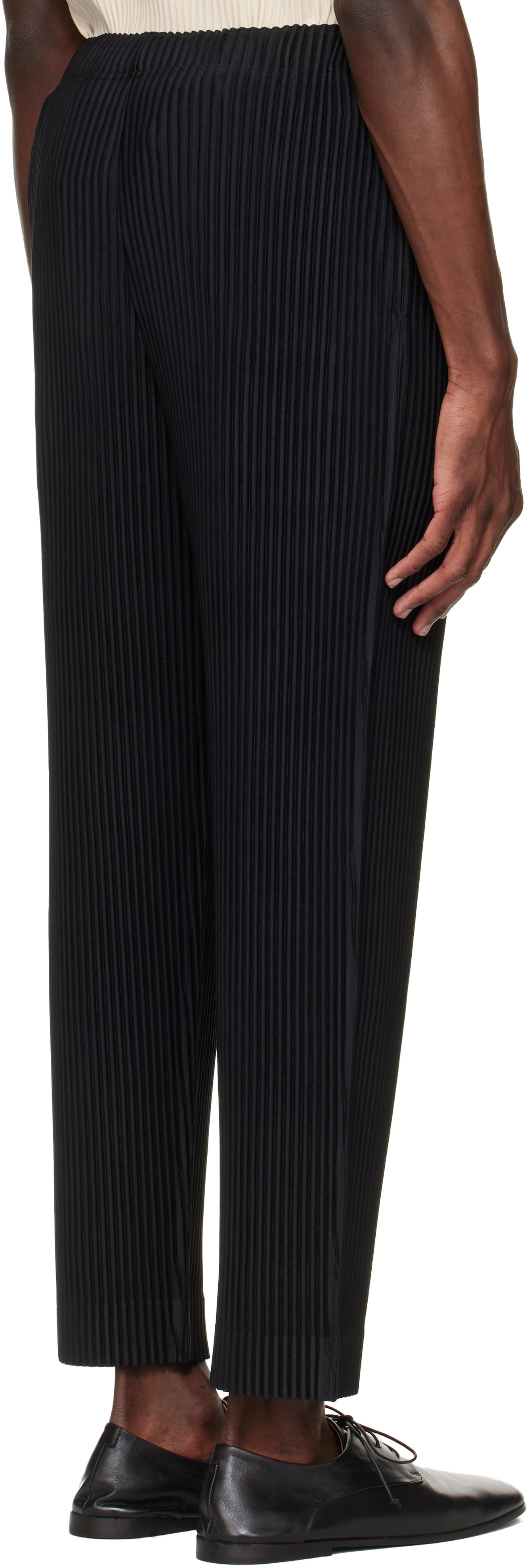 HOMME PLISSÉ ISSEY MIYAKE: Black Monthly Colors March Trousers