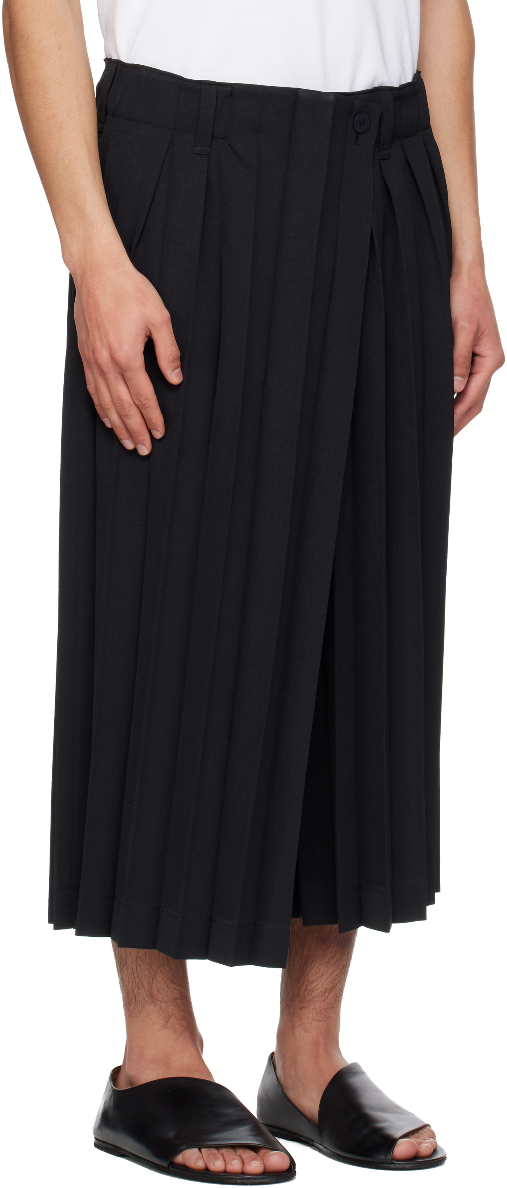 HOMME PLISSÉ ISSEY MIYAKE: Black Edge Ensemble Trousers | SSENSE