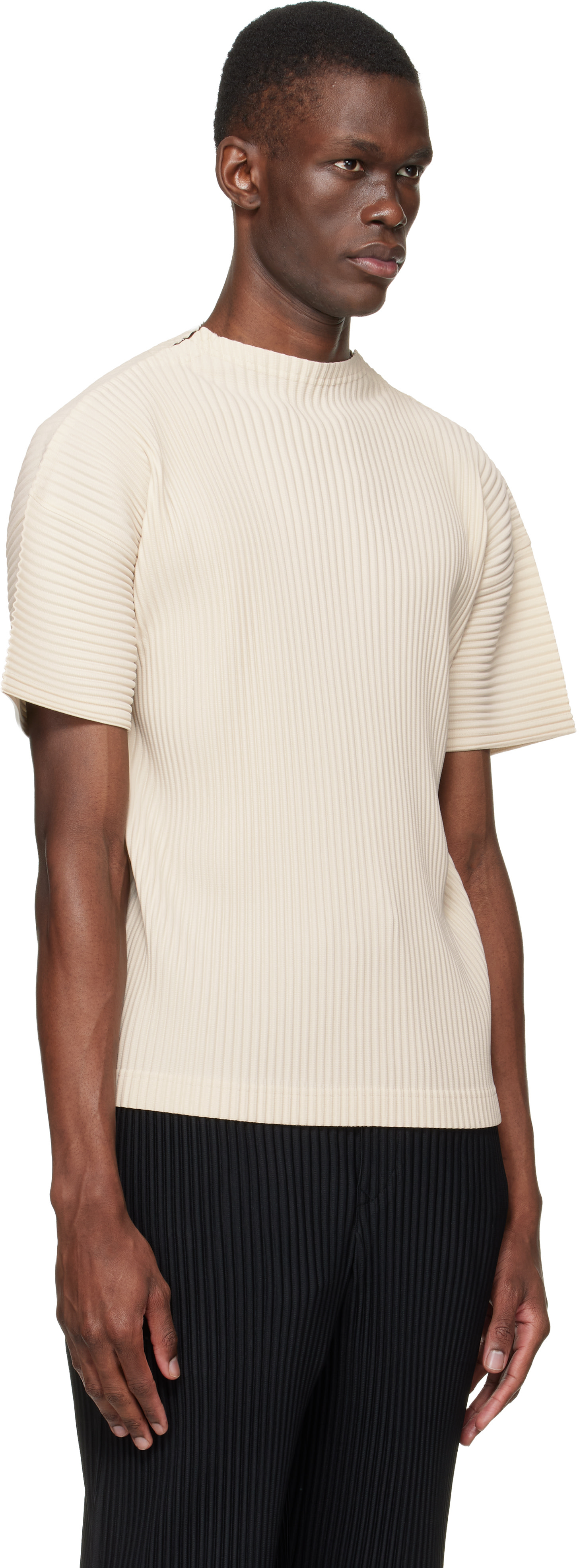 HOMME PLISSÉ ISSEY MIYAKE: Beige Monthly Colors March T-shirt