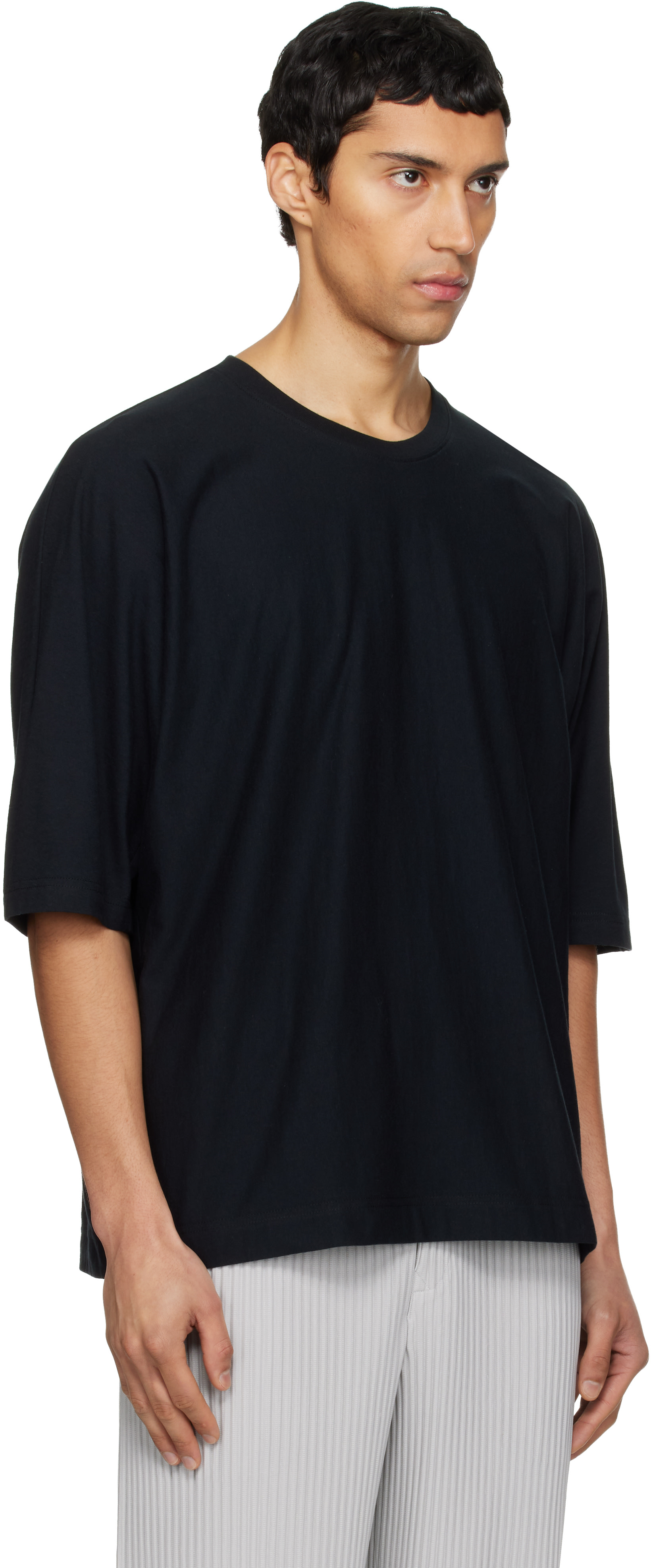 HOMME PLISSÉ ISSEY MIYAKE: Black Release-T Basic T-shirt | SSENSE
