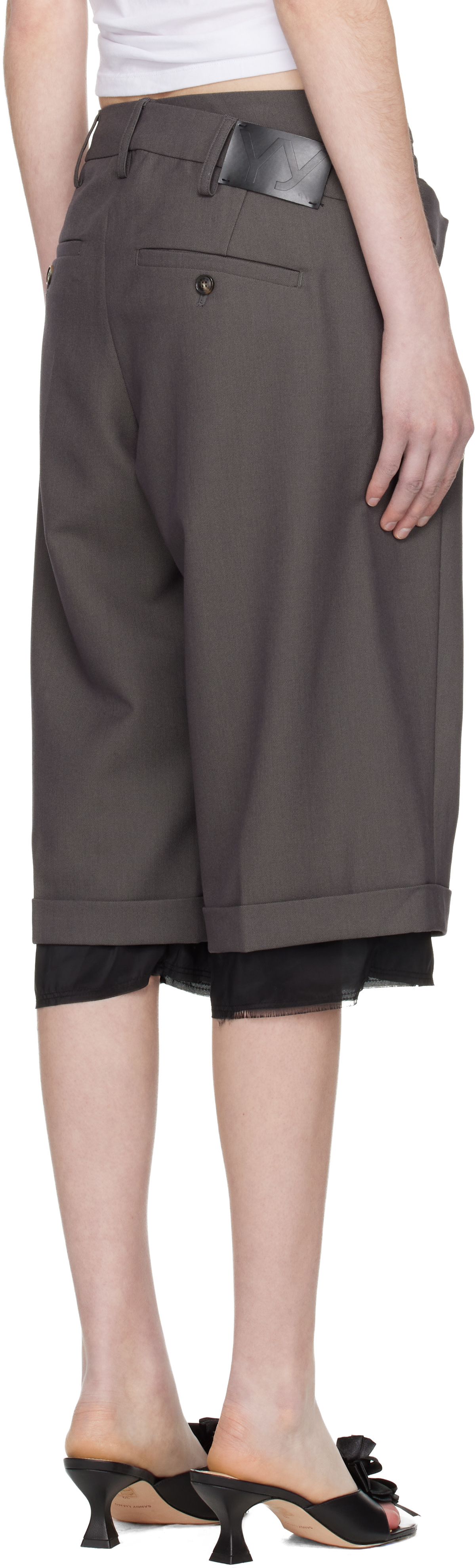 OPEN YY - Short gris à assemblage de style portefeuille