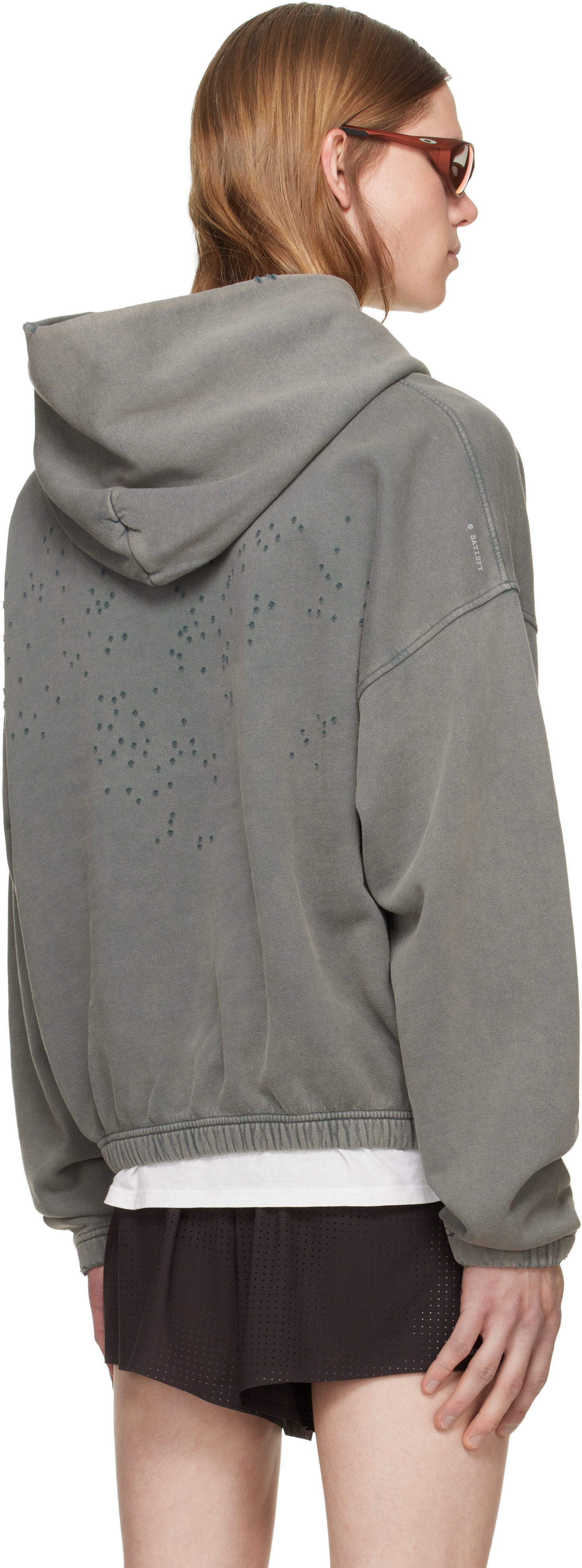 Satisfy - Pull à capuche gris à perforations MothTech