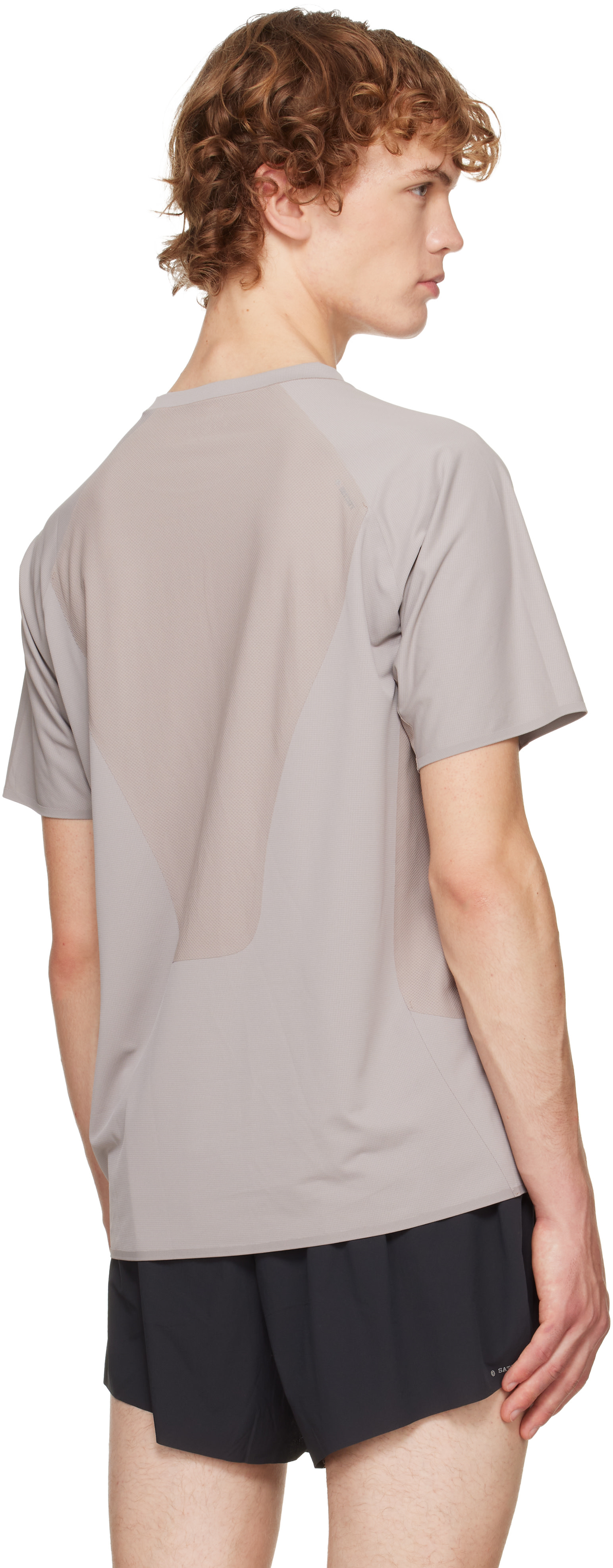 Satisfy: グレー AuraLite UV Running Tシャツ | SSENSE 日本