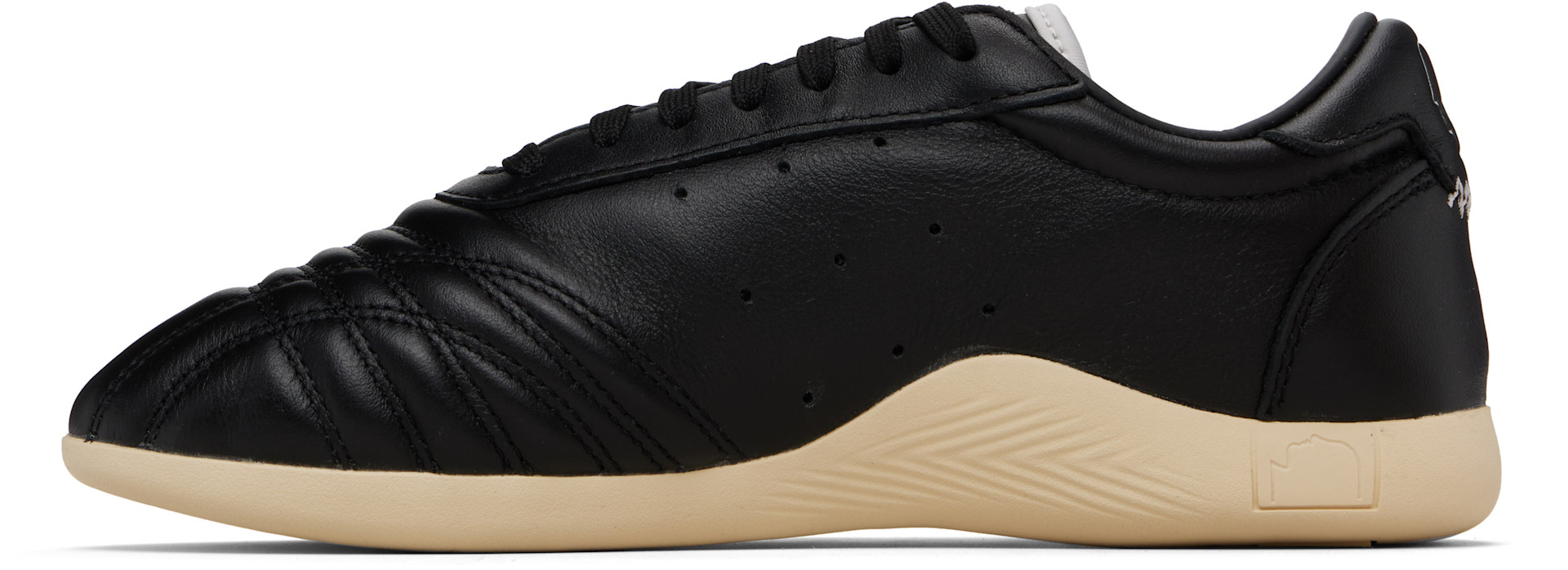 N i k oです。 adidas Originals: Black Brain Dead Edition Taekwondo Sneakers | SSENSE