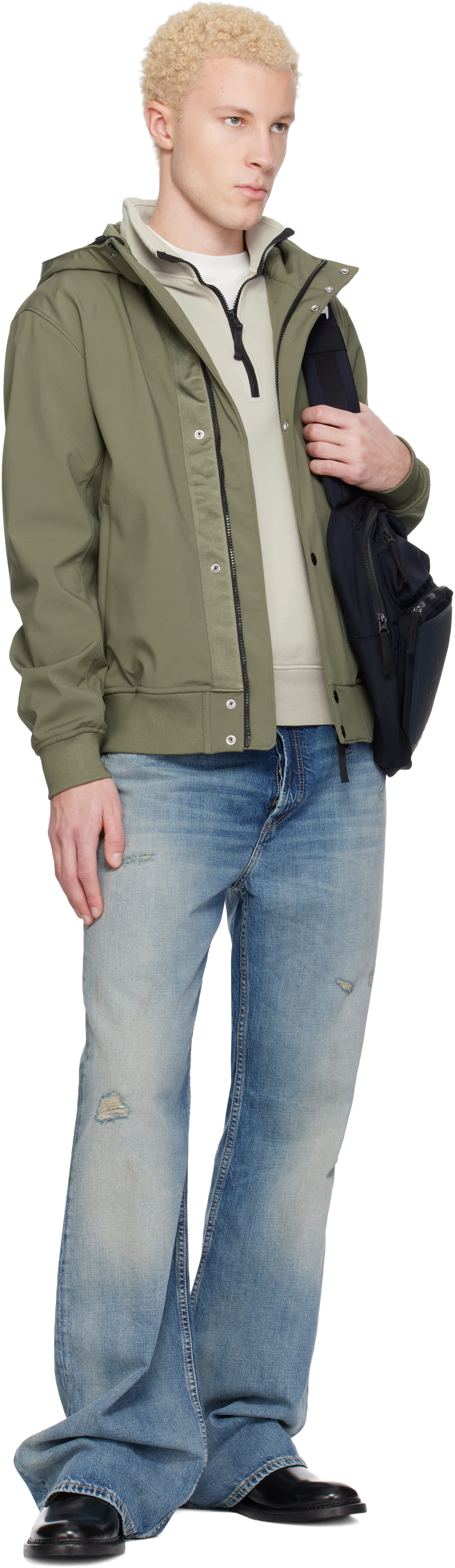 Stone Island - カーキ 4100118 Light Soft Shell-R E.Dye Technology ジャケット