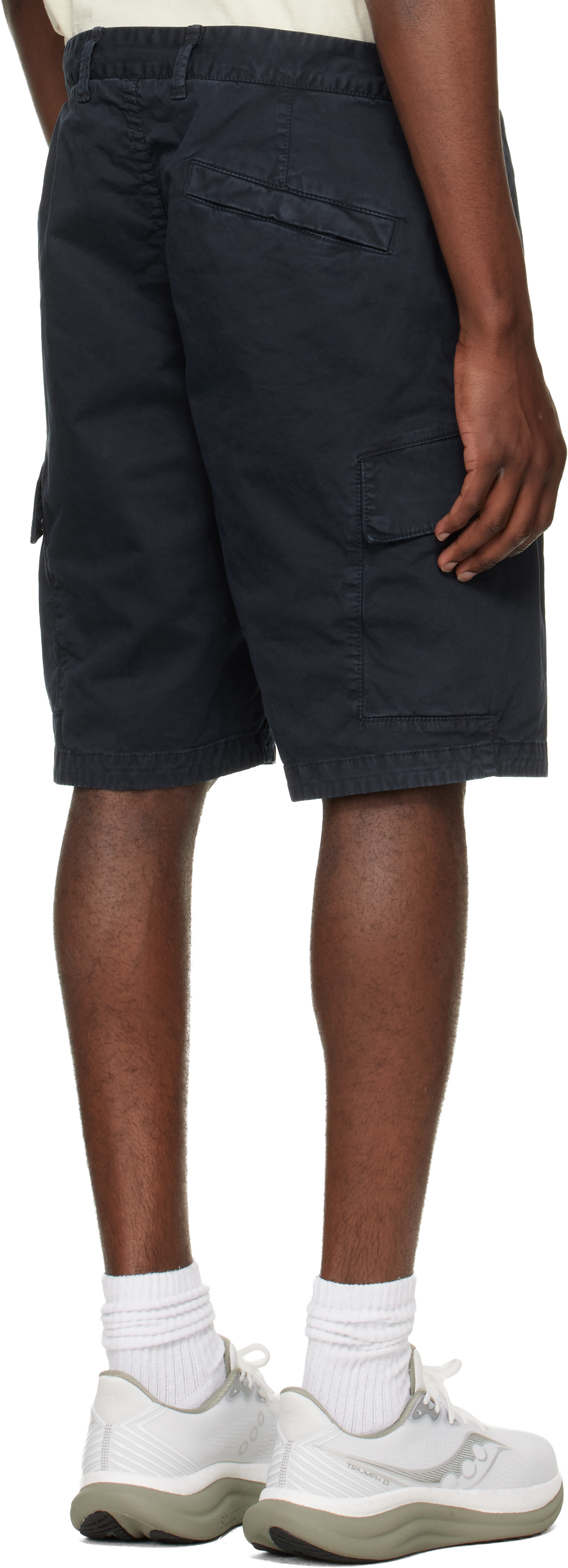 Stone Island: ネイビー L100018 カーゴショートパンツ | SSENSE 日本
