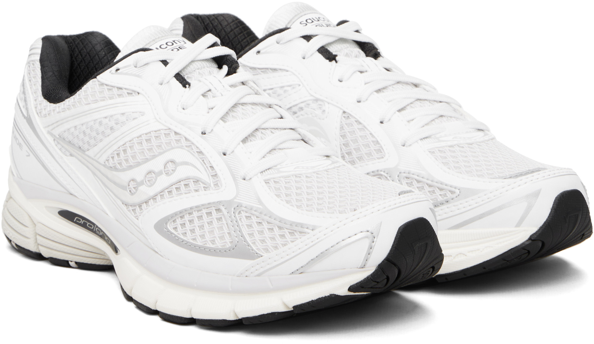 Saucony - 화이트 프로그리드 가이드 7 스니커즈